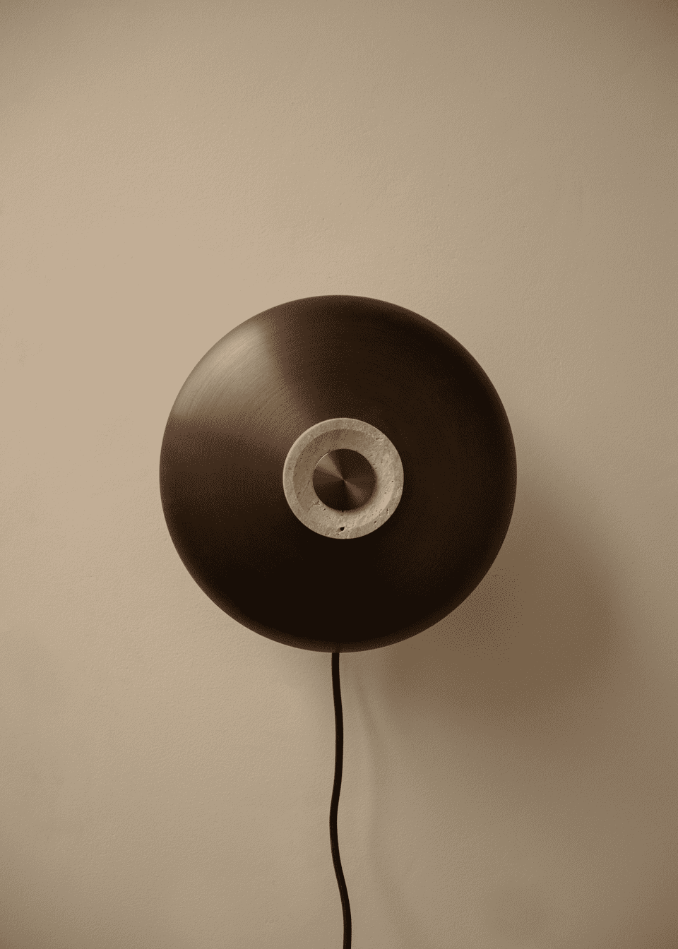 Wandlamp REVERSE bruin aluminium