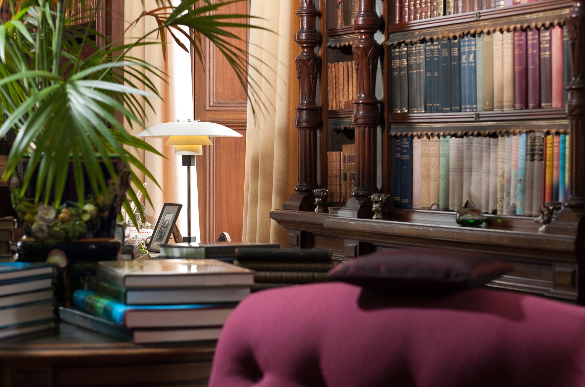 Tafellamp PH 4/3 wit met verchroomde voet