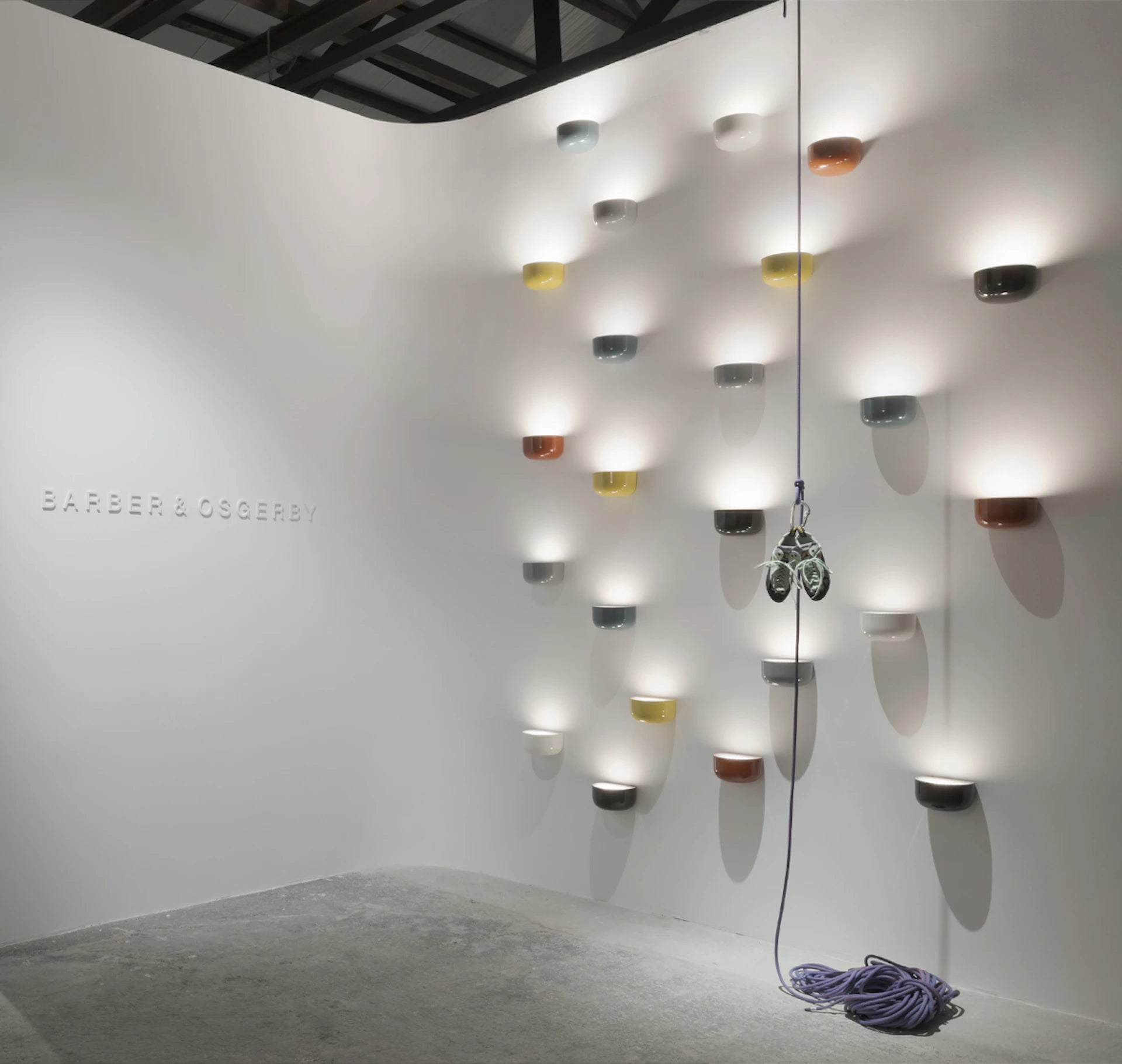 Wandleuchte BELLHOP gelb