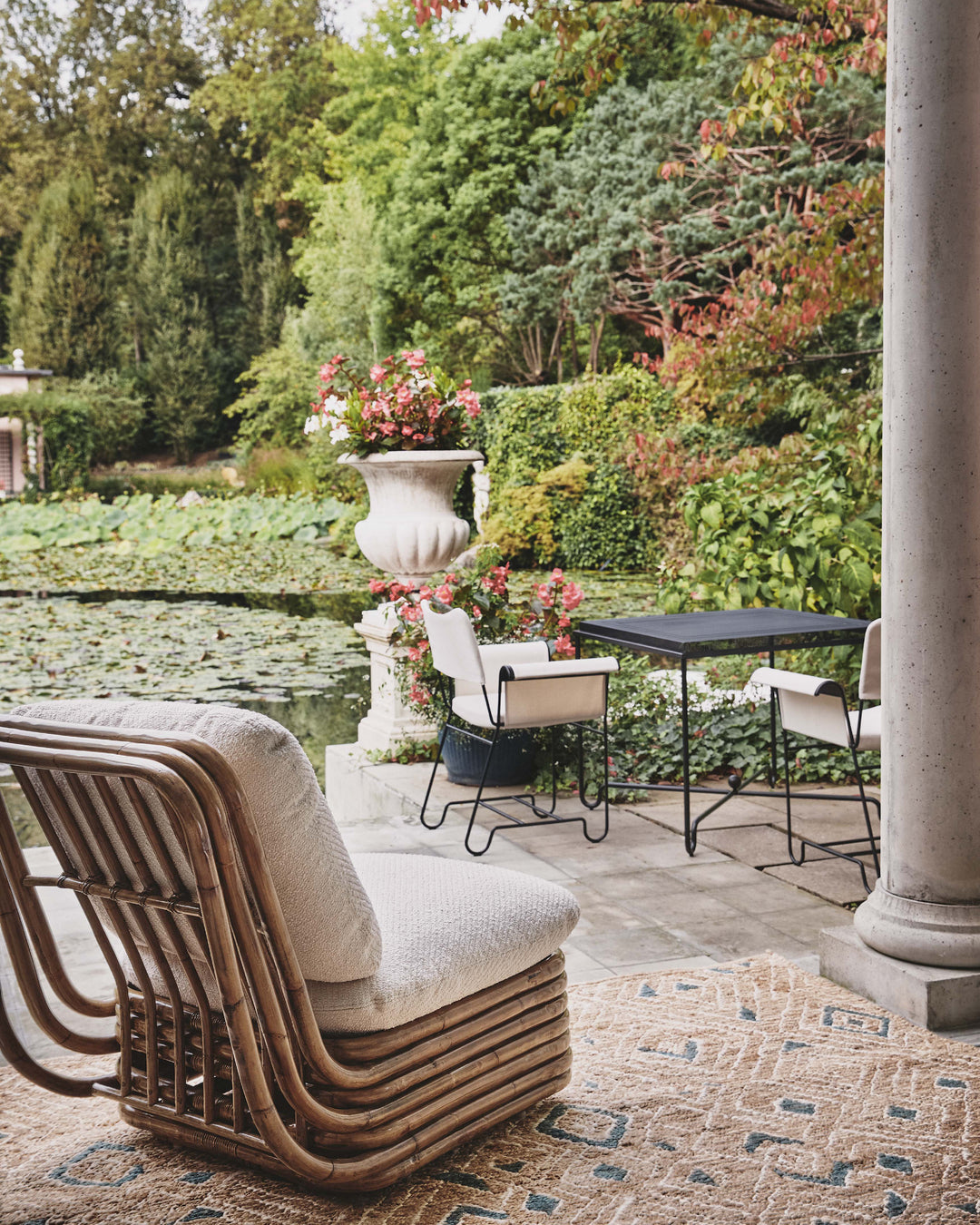 BOHEMIAN 72 armchair upholstered with a rattan base