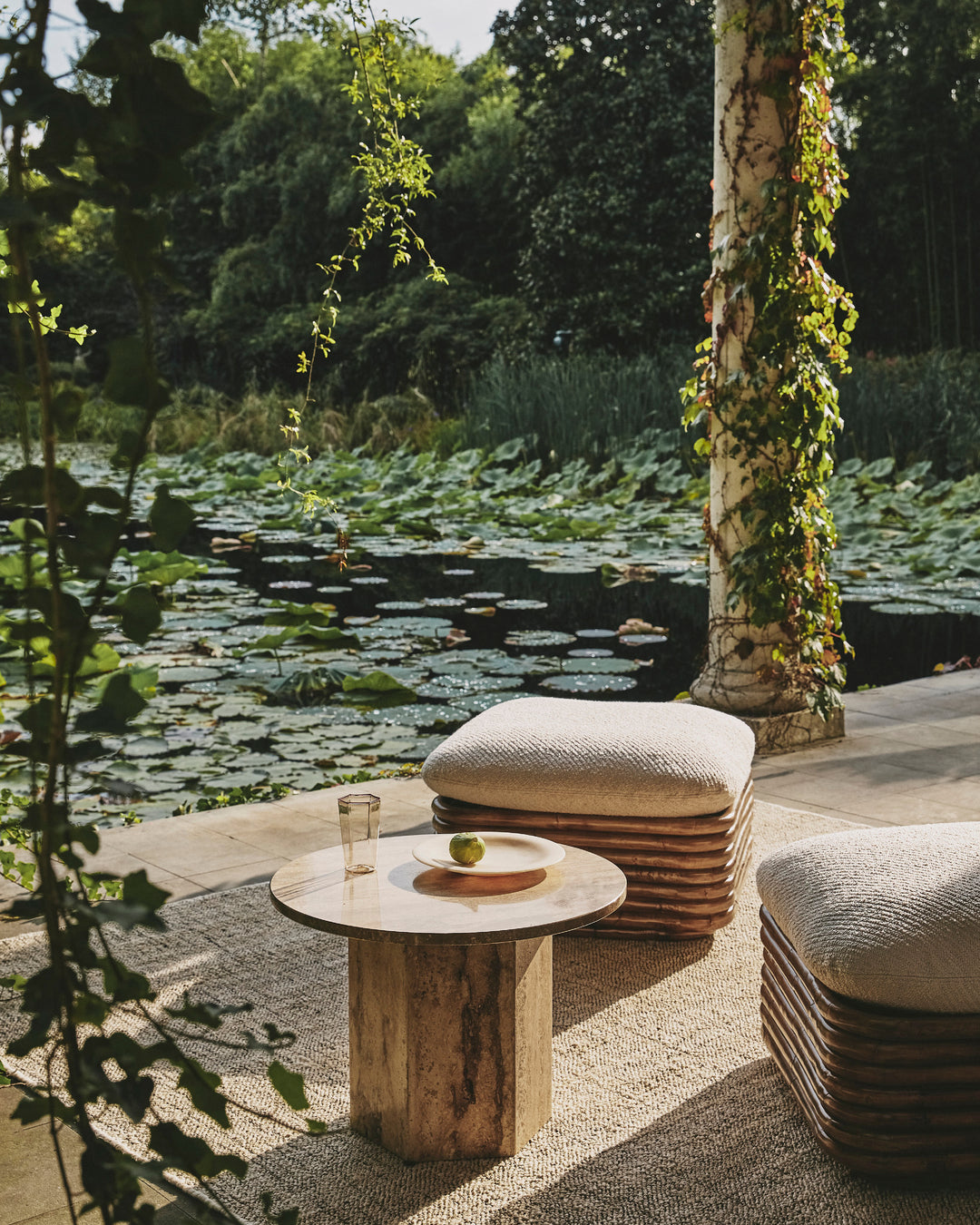 Puf BOHEMIAN 72 gepolstert mit Rattanbasis