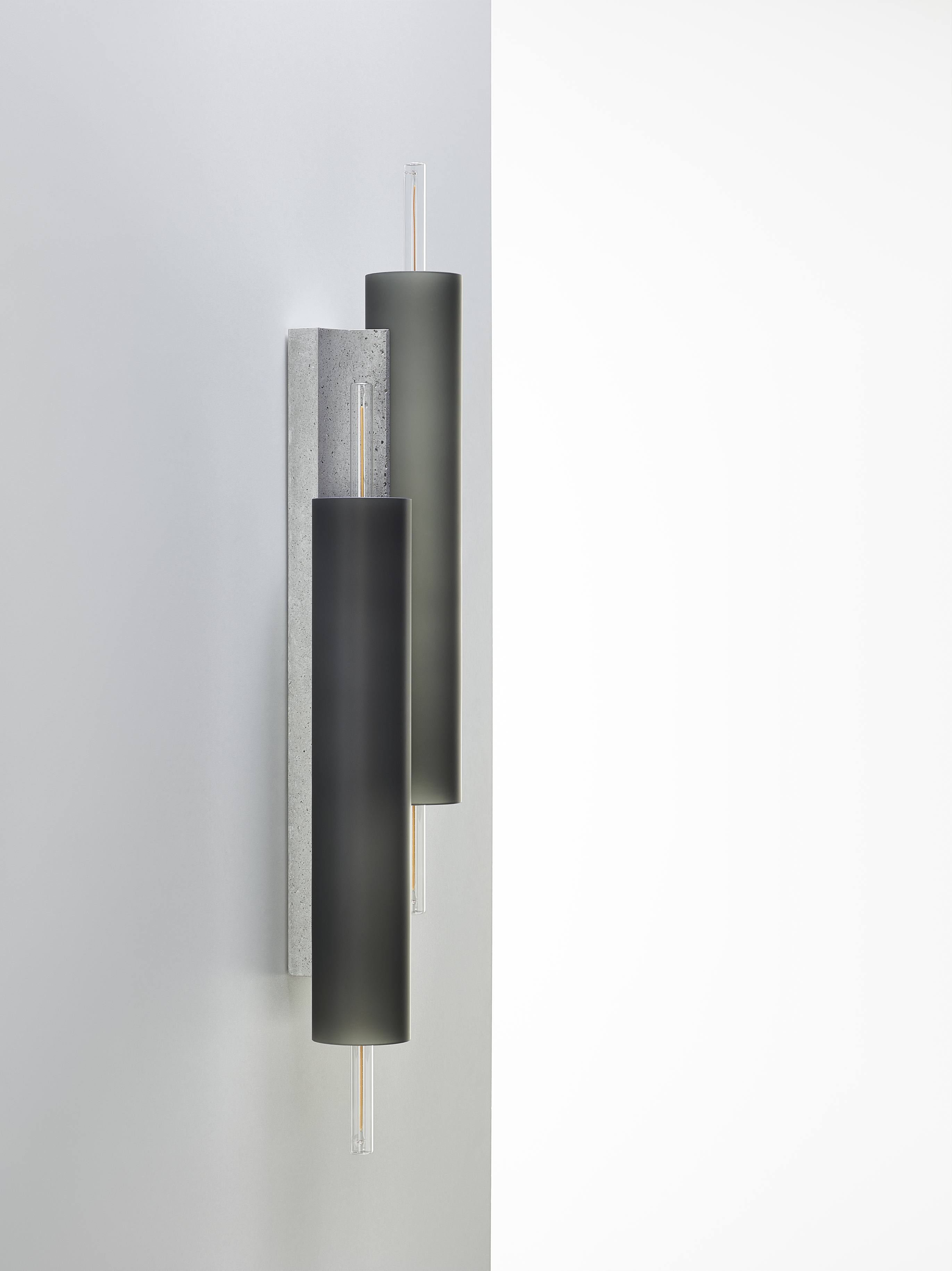 Overlay concrete wall lamp