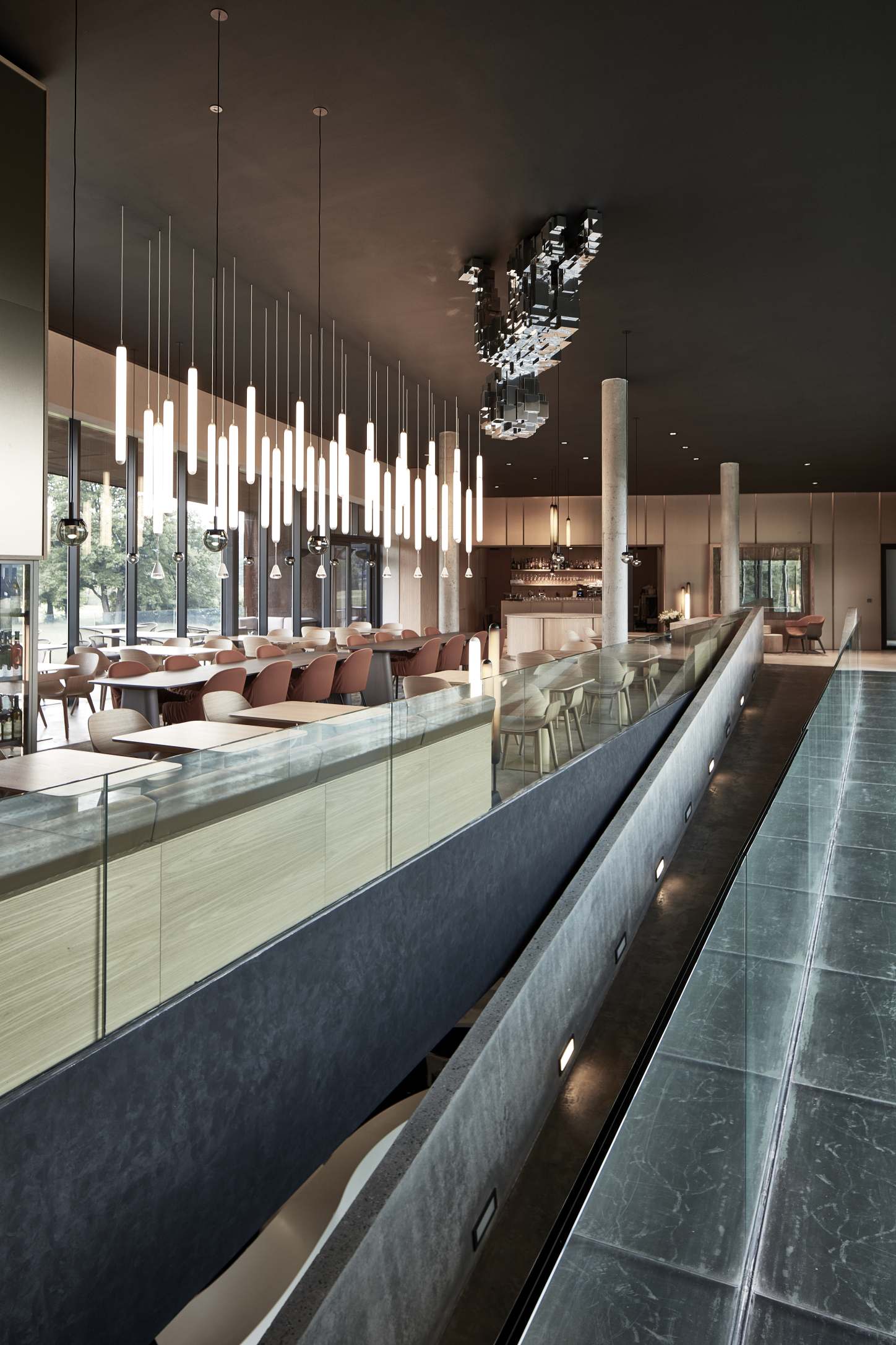 Puro Solo Hanging Lamp - vertikales Mattglas