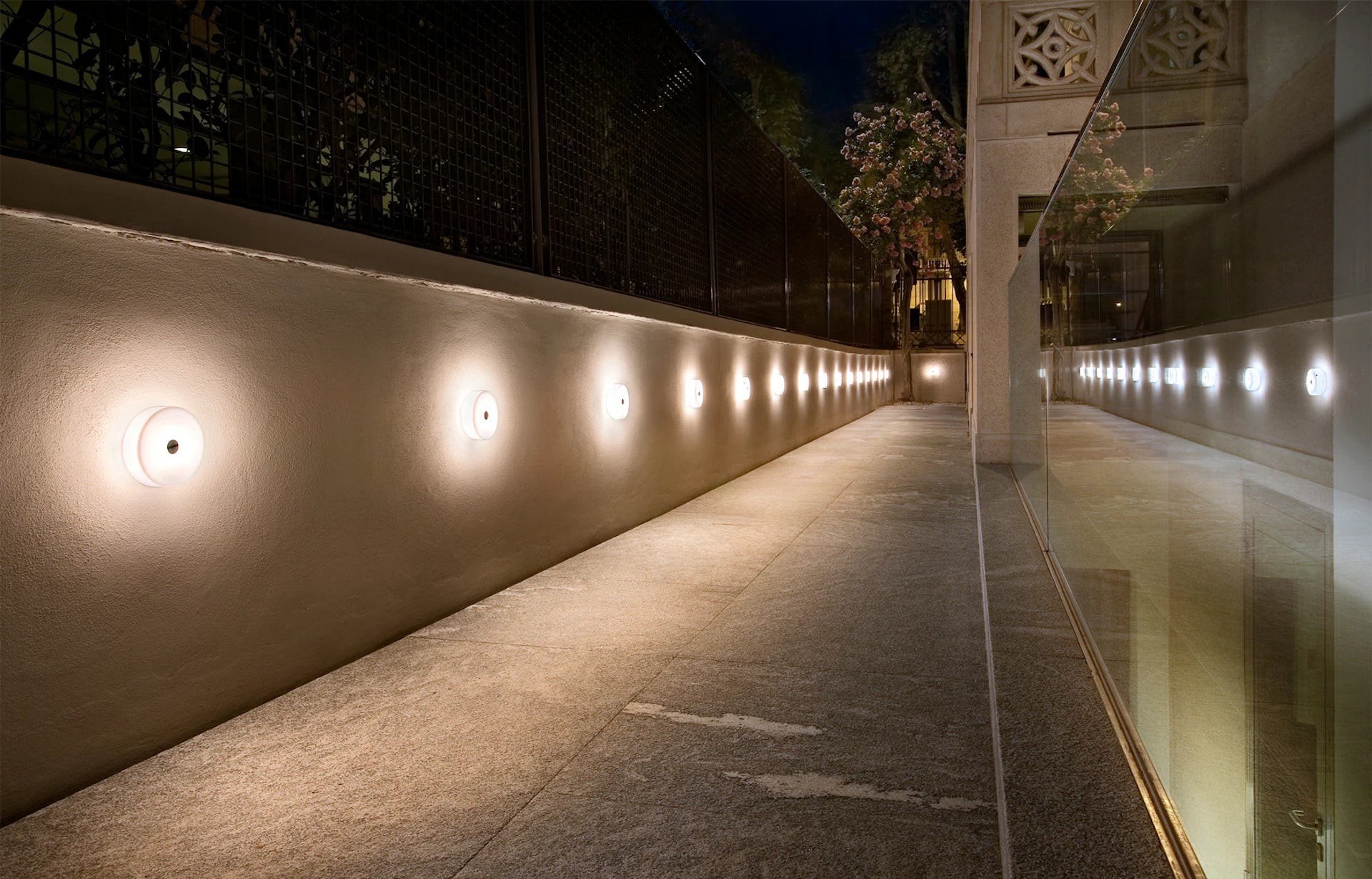 Ceiling BUTTON opal glass