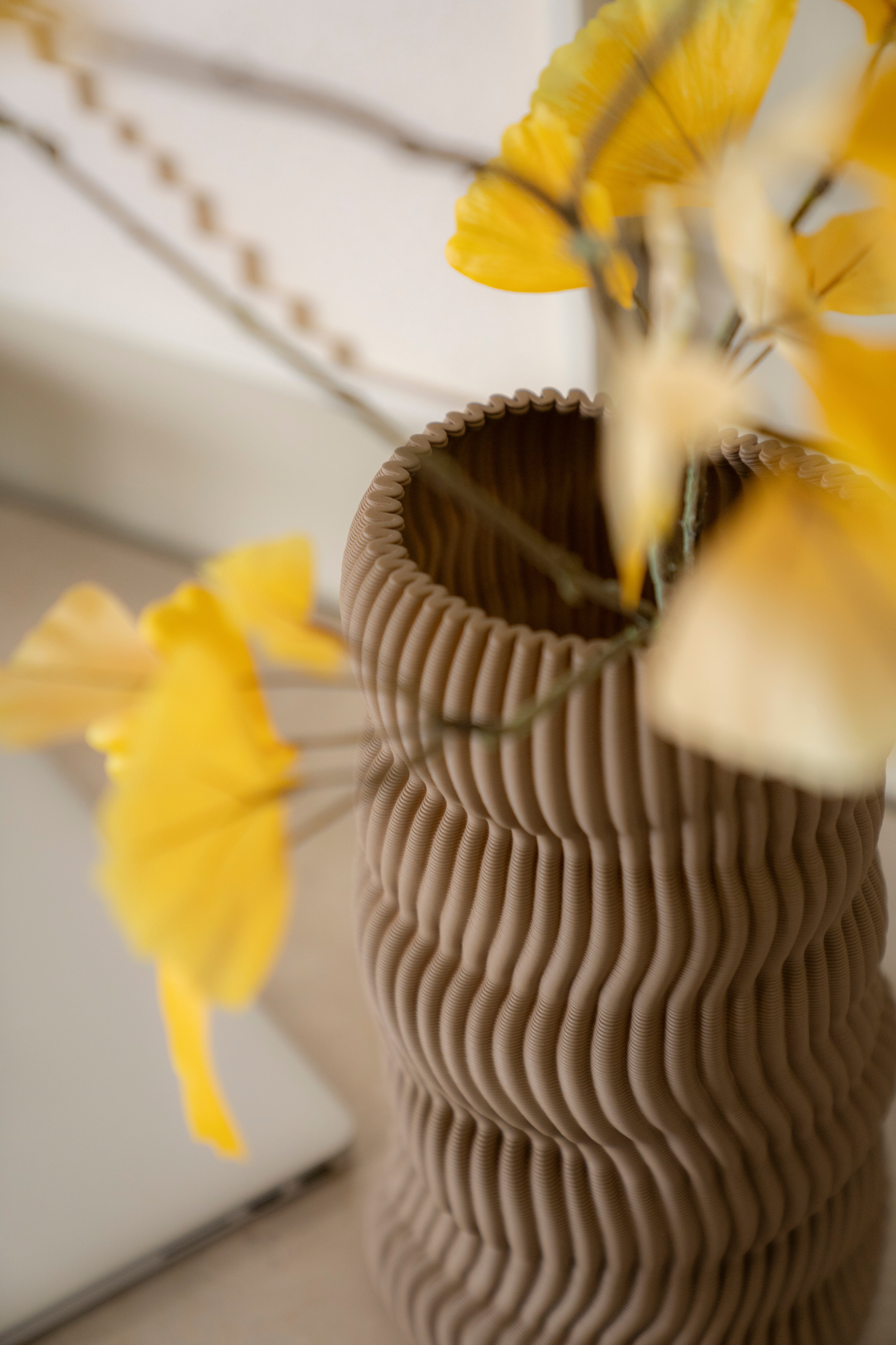 MAE vase beige ceramic