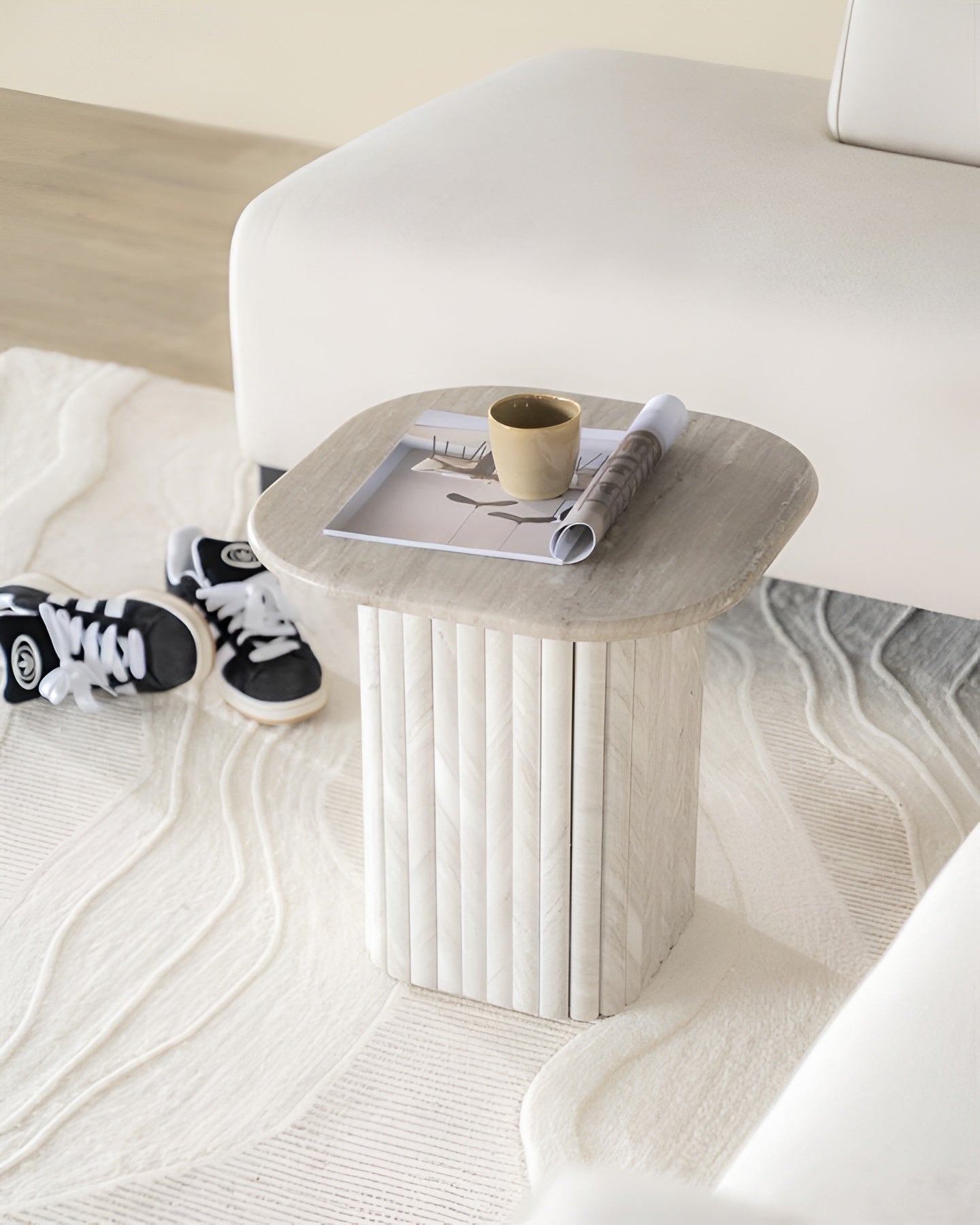DORIQUE Side Table Mango Wood and Gray Marble