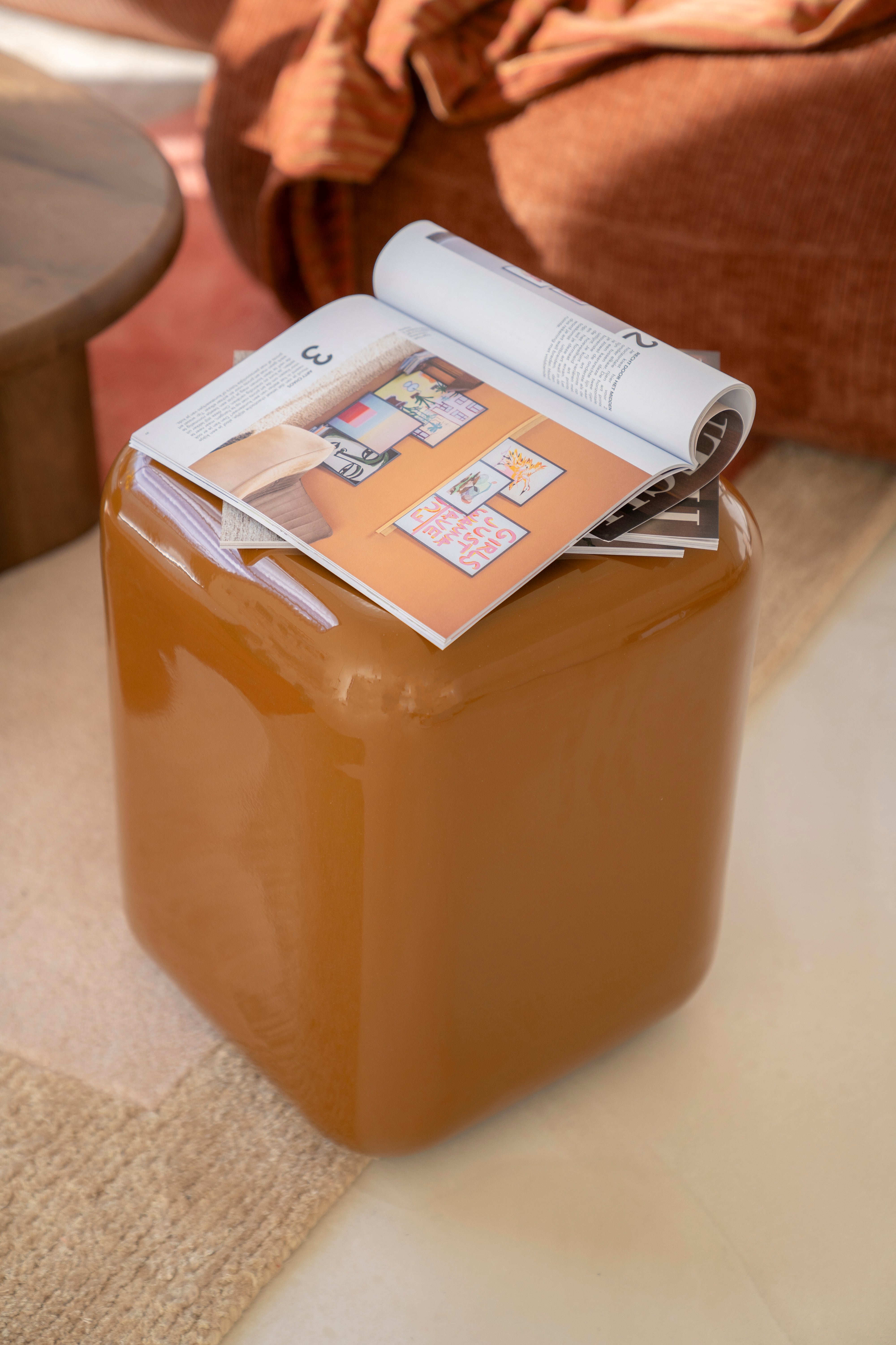 DIXON mosterdkleurige kruk