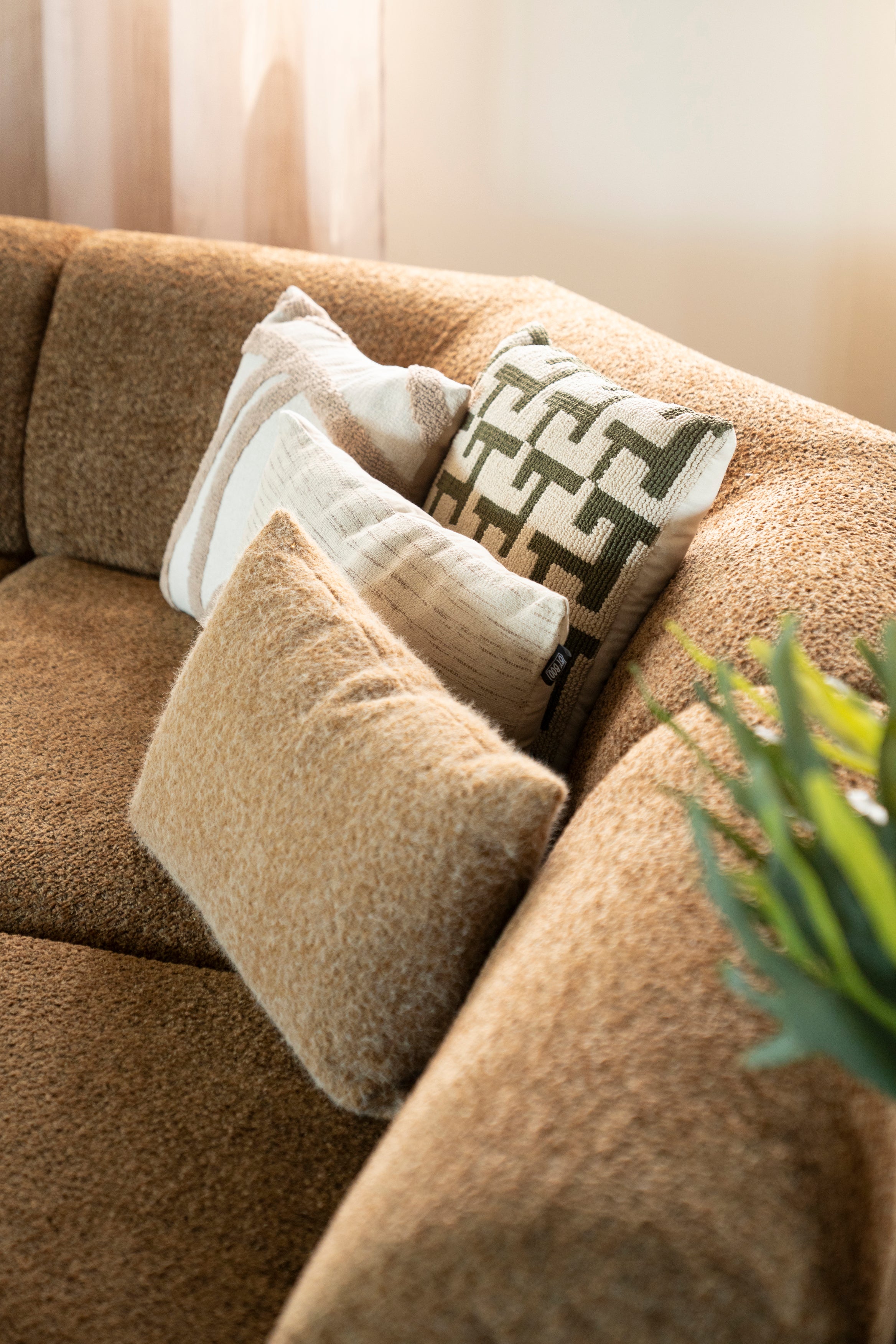 Kissen ZIGGY burgunderrot mit Beige