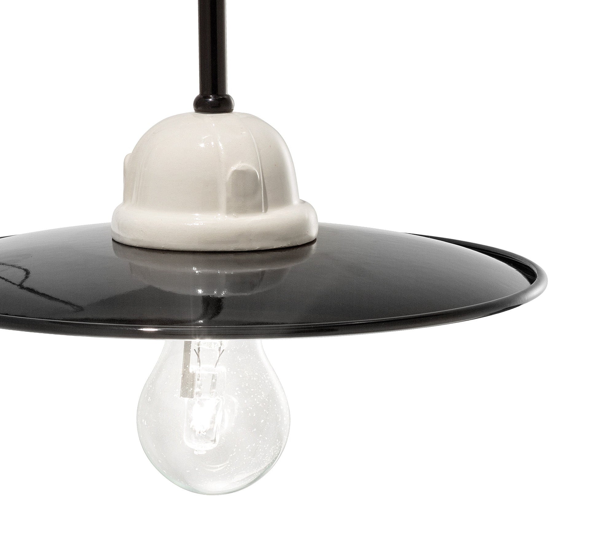 B&W ceramic wall lamp black and white