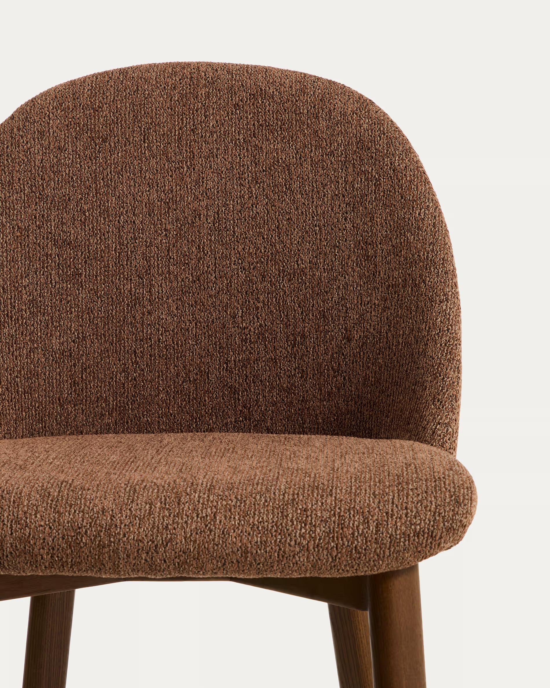 Krzesło MEILA brązowy szenil z ciemną jesionową podstawą do jadalni – styl nowoczesny