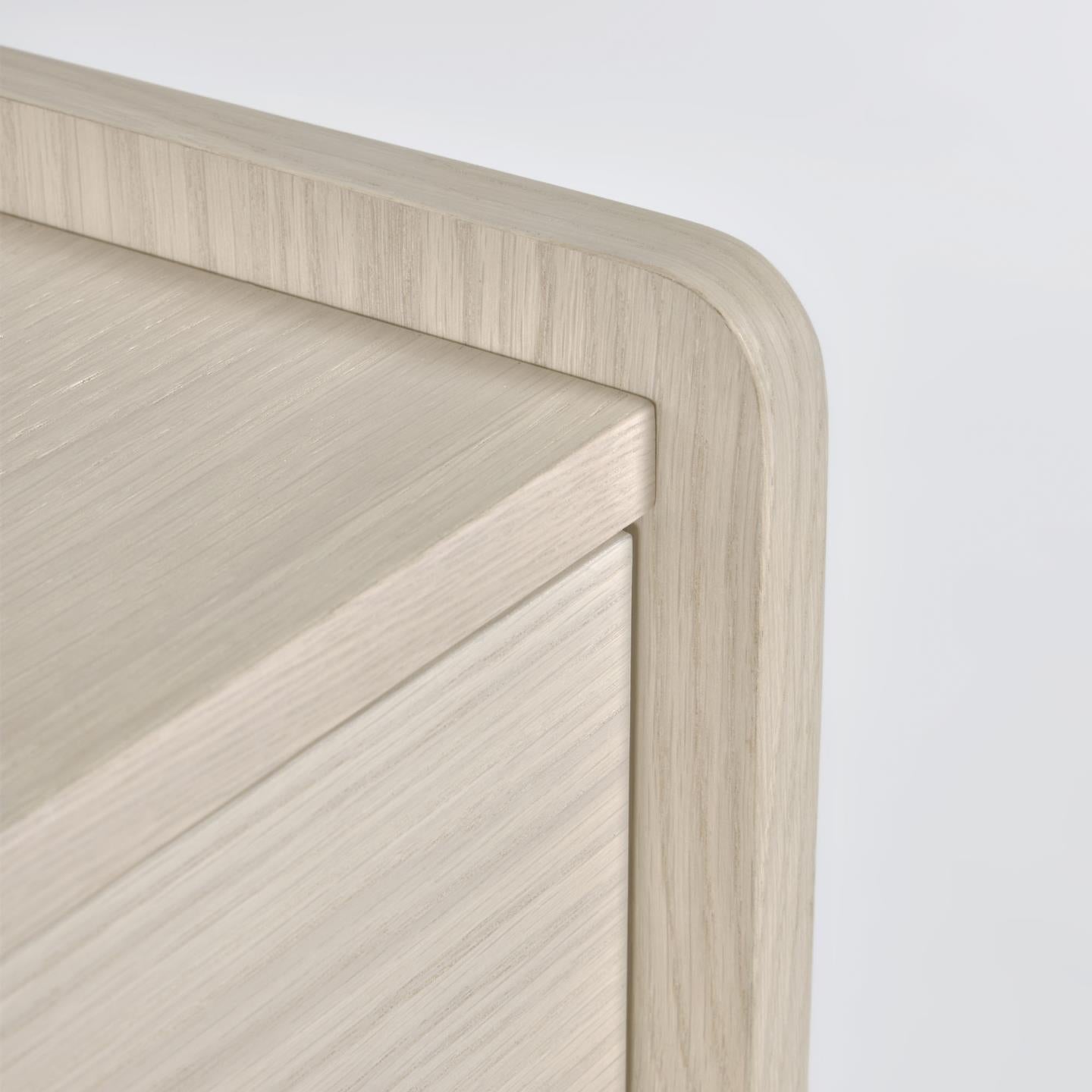 Komoda NUNILA fornir jesionowy La Forma Eye on Design