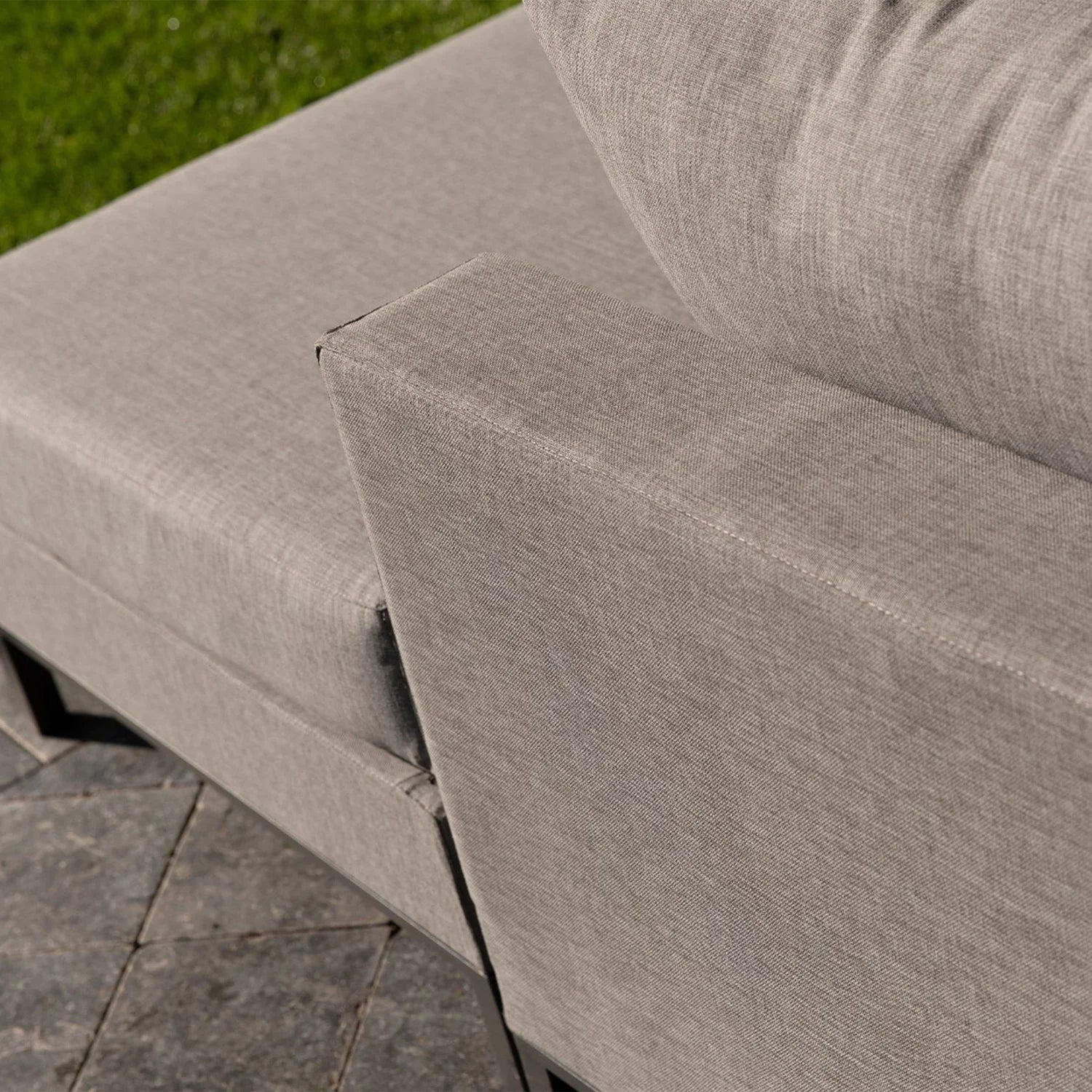 Rechtsseitige Gartenliege SICILIE beige