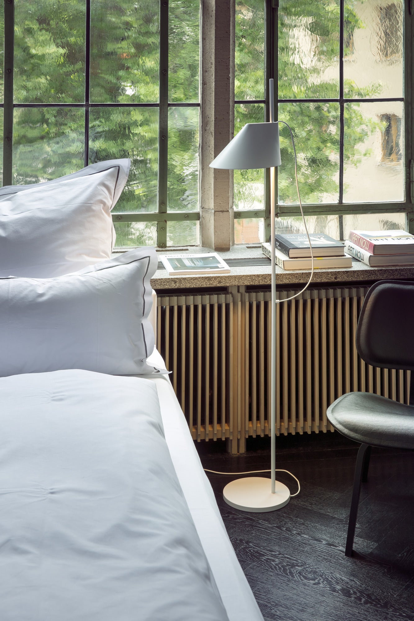 YUH Floor Lamp White