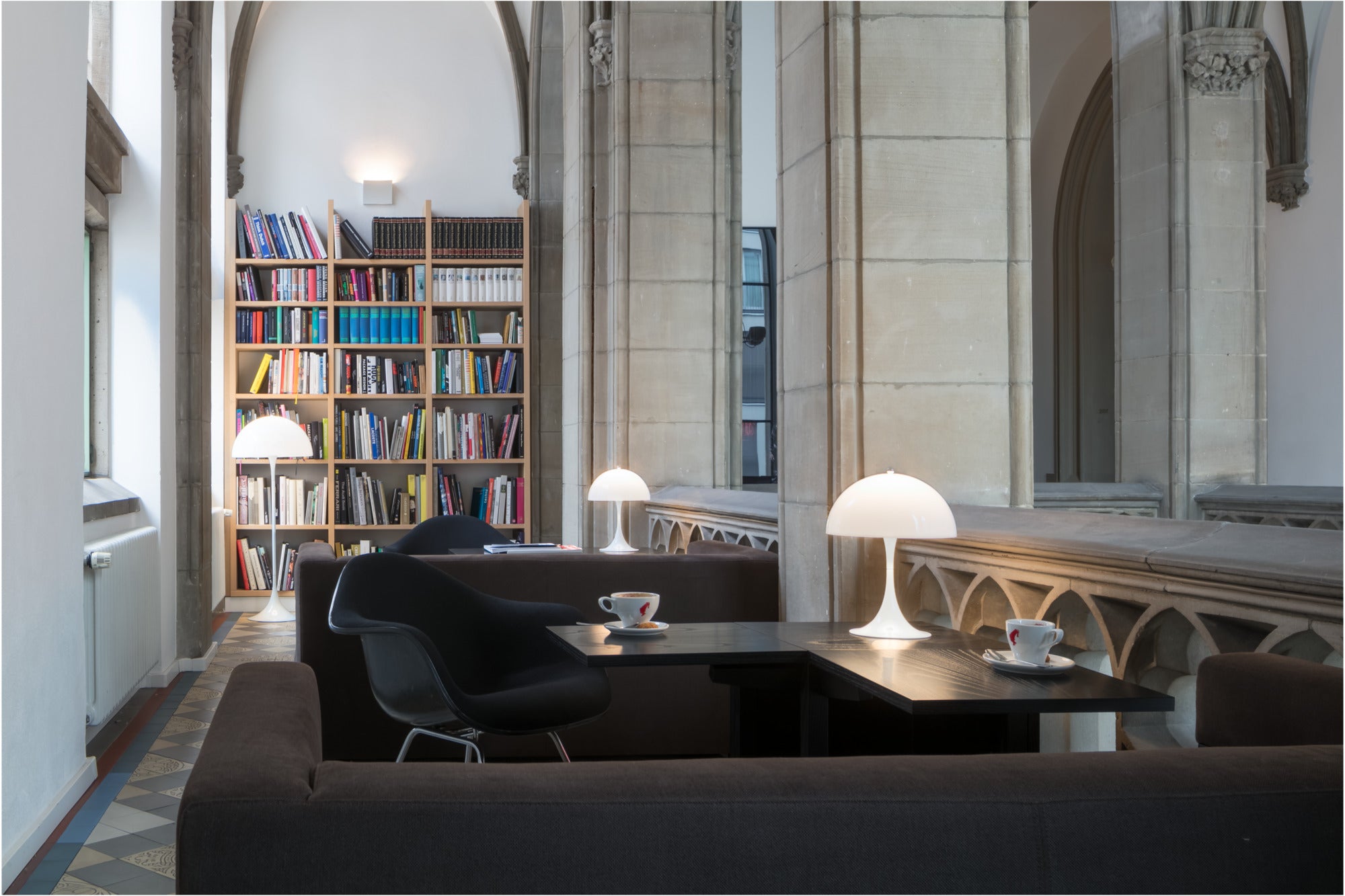 PANTHELLA Floor Lamp White