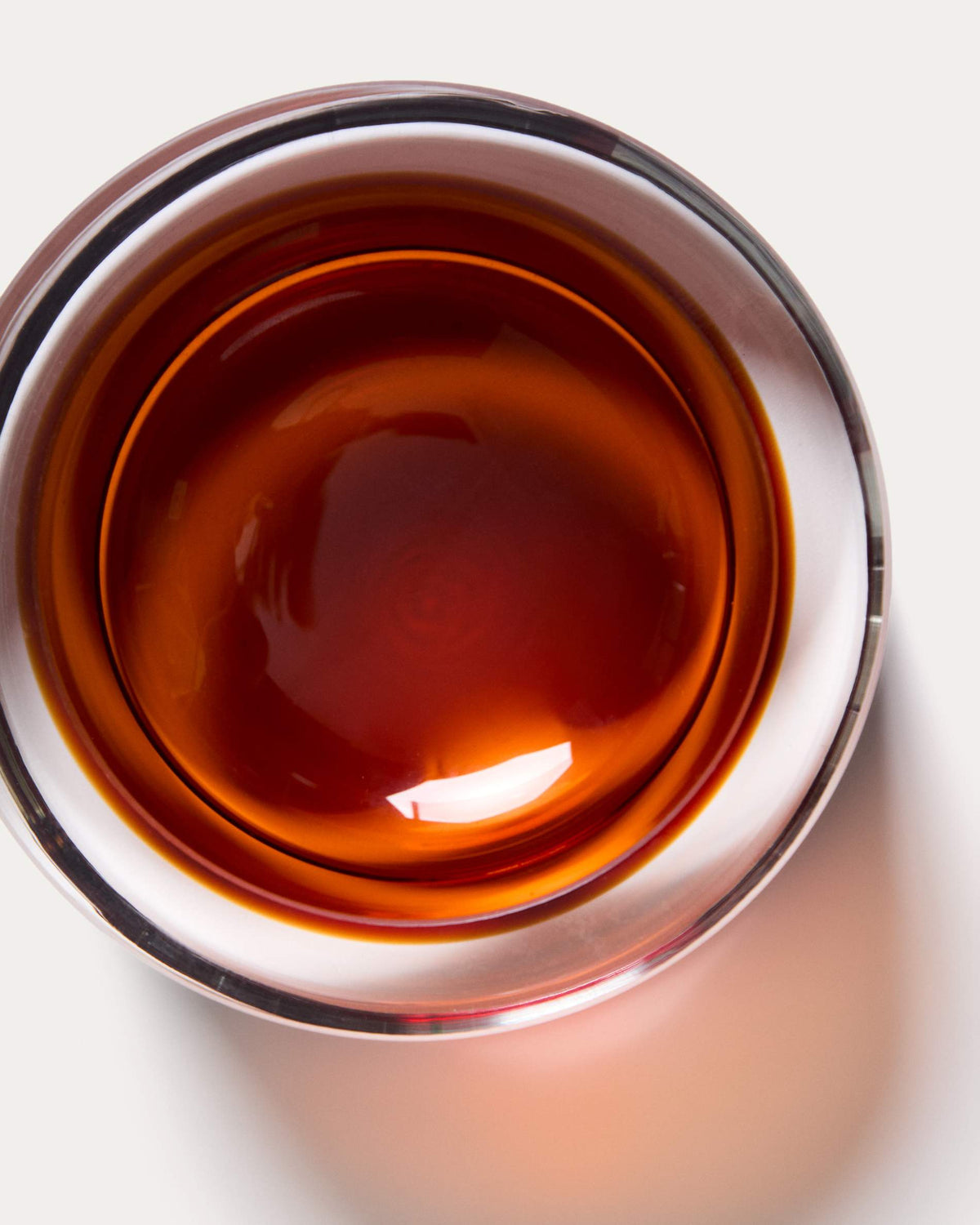 Dekoracja stołu UCONI bursztynowe szkło – ujęcie 3