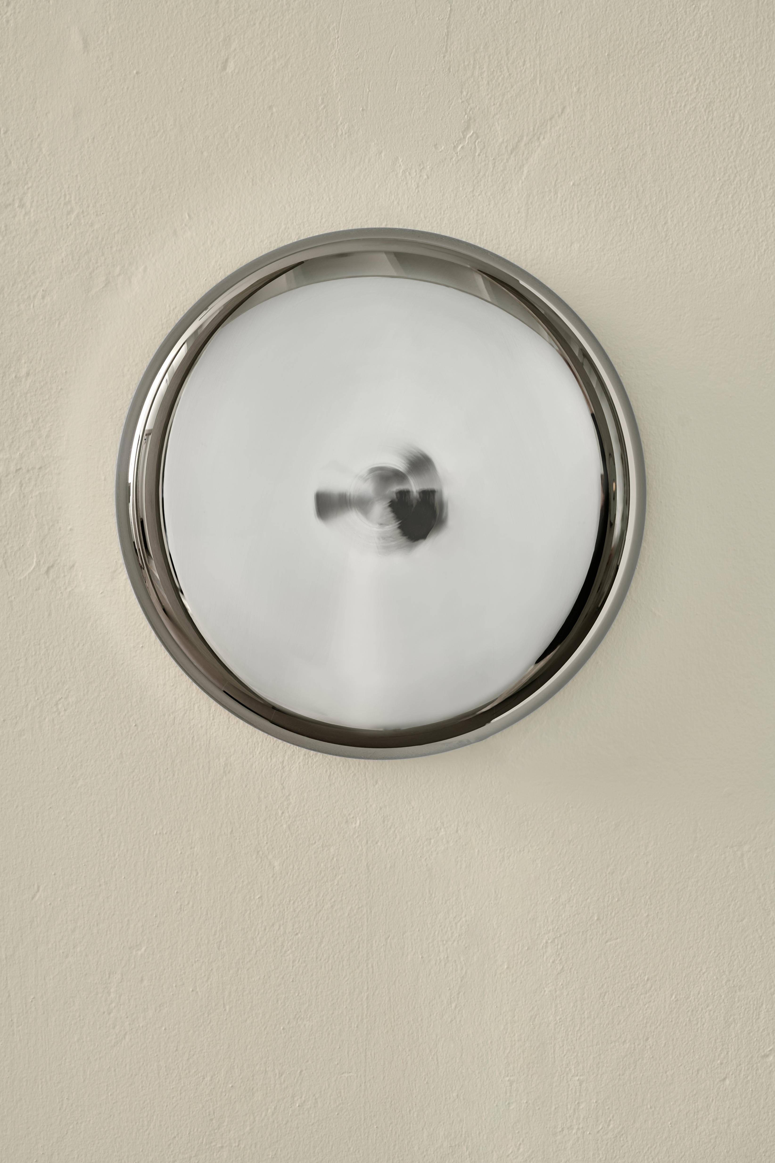 ENDLESS wall lamp coated glass