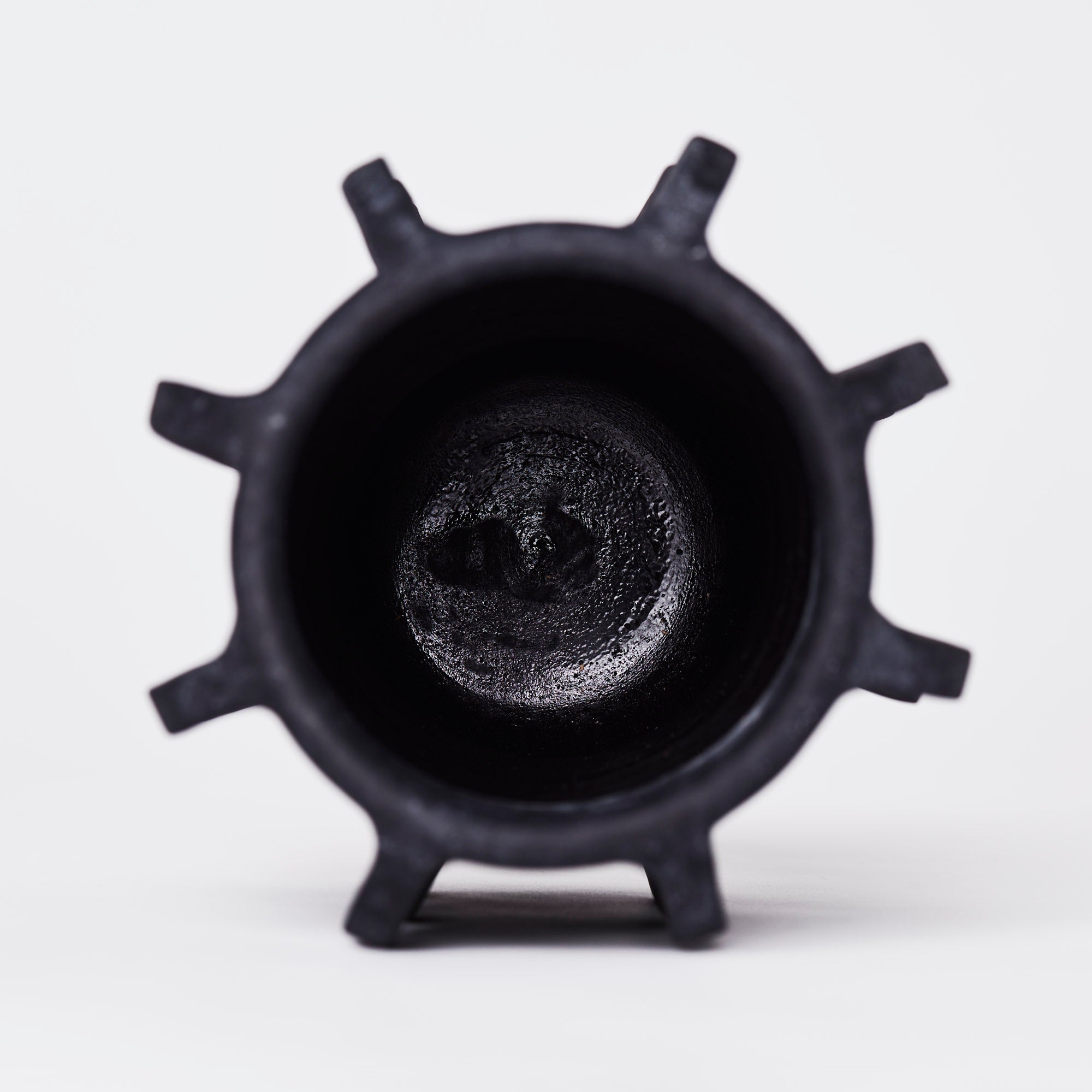 ARCISSIMO vase black ceramic
