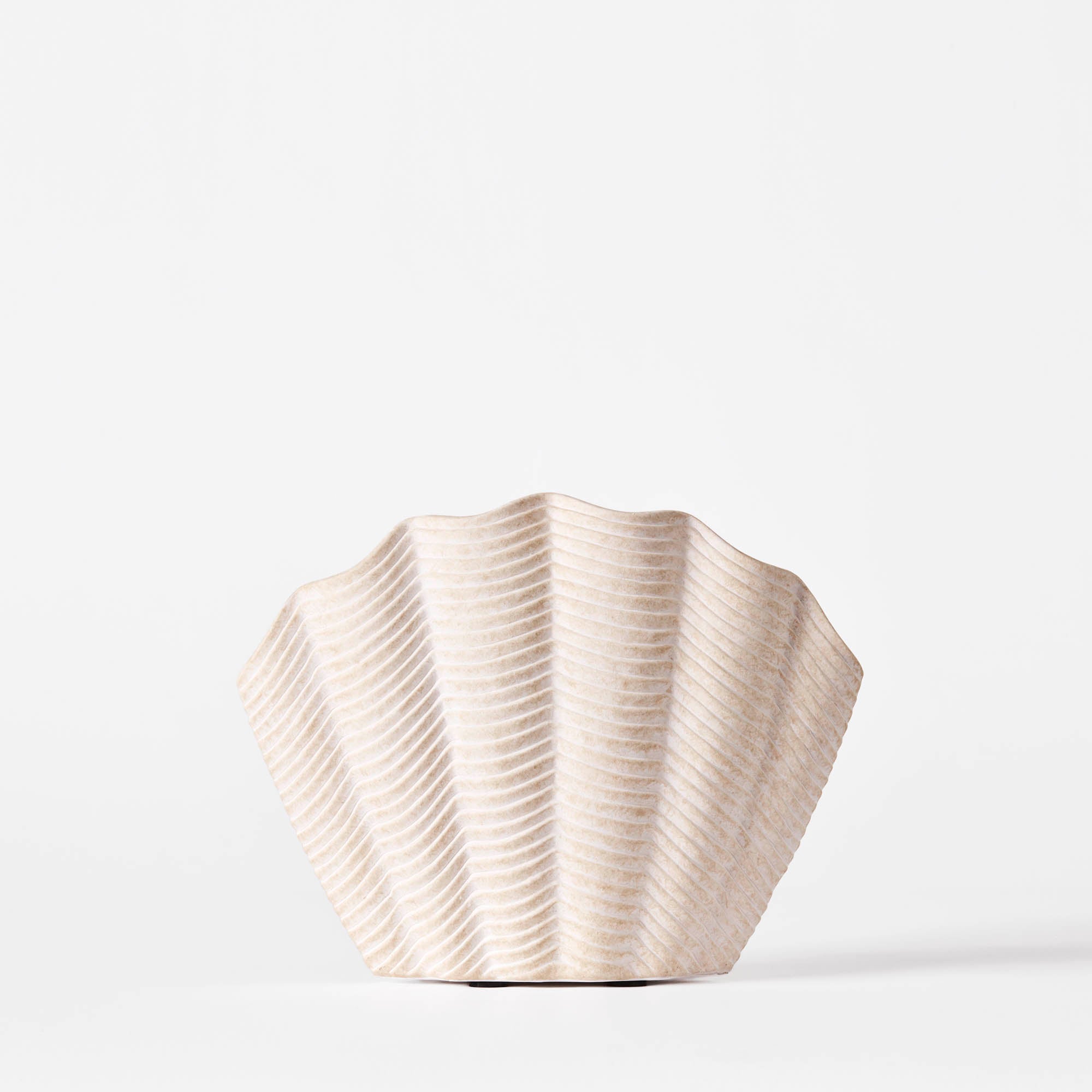 CONCHA vase white ceramic