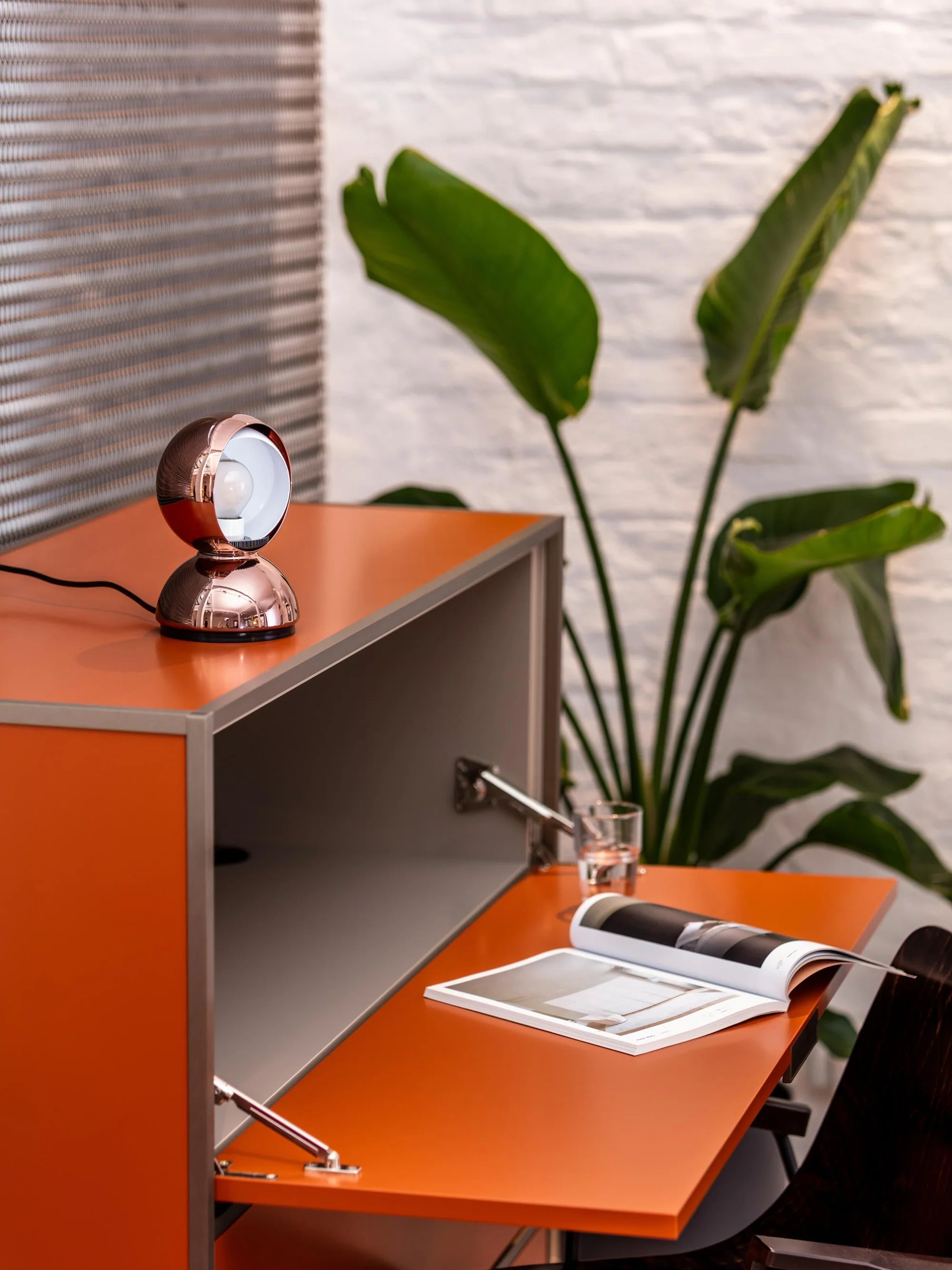 ECLISSE Copper Table Lamp