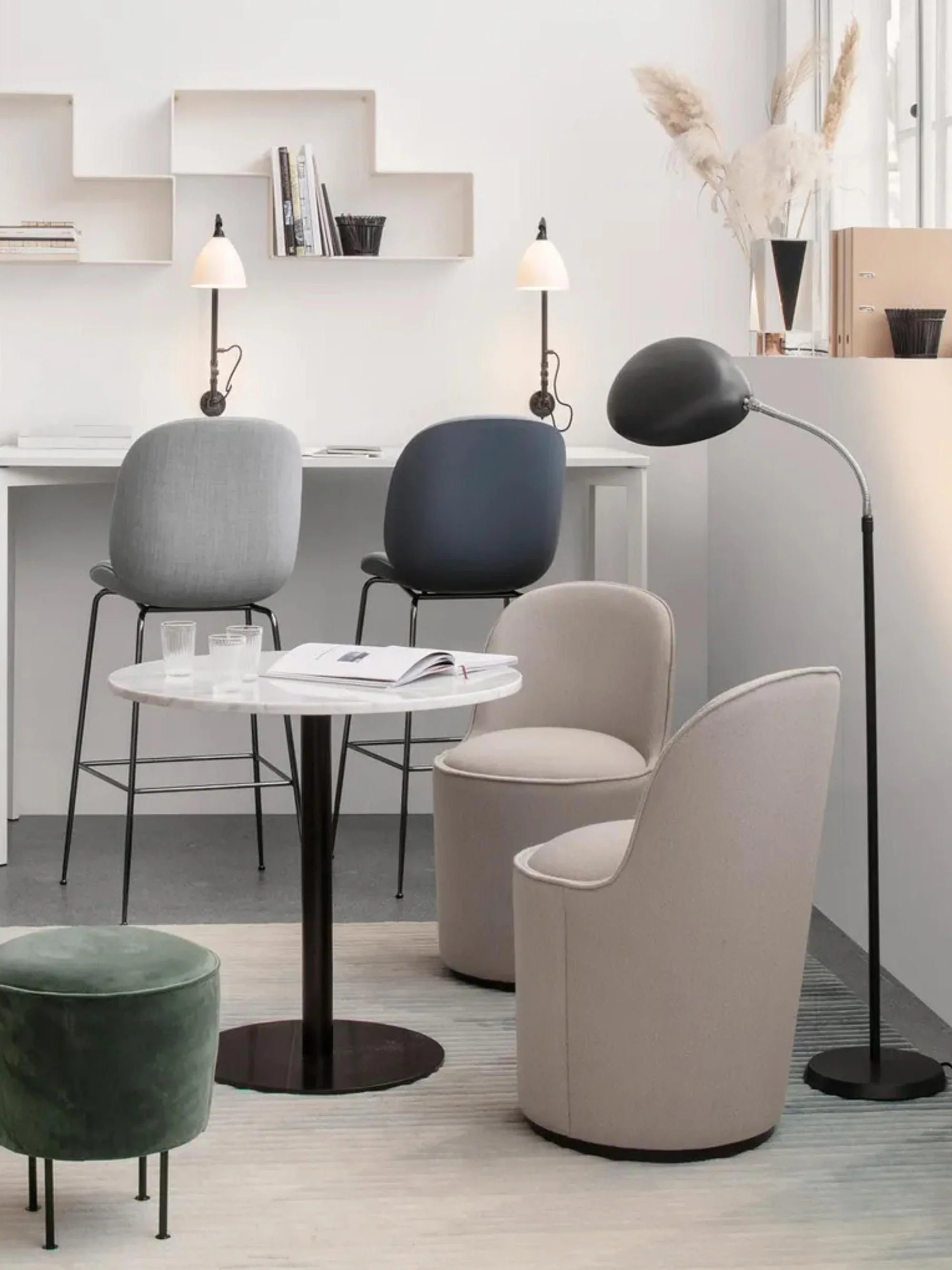 Vloerlamp voor lezen COBRA zwart