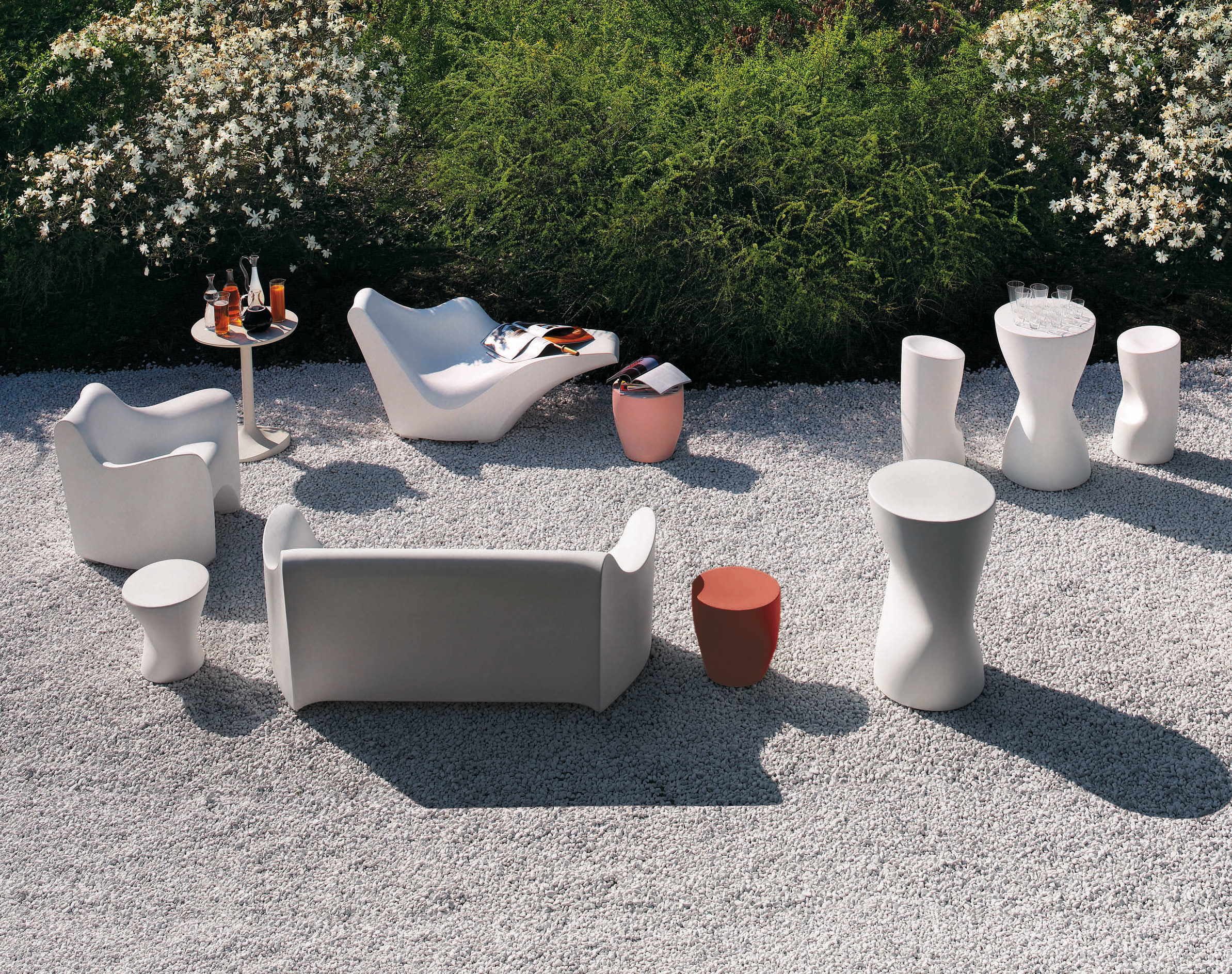 Tokyo Pop White Sofa Weiß