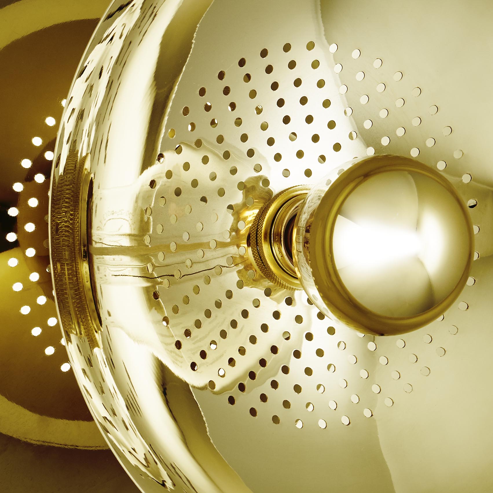 WANTED wandlamp goud