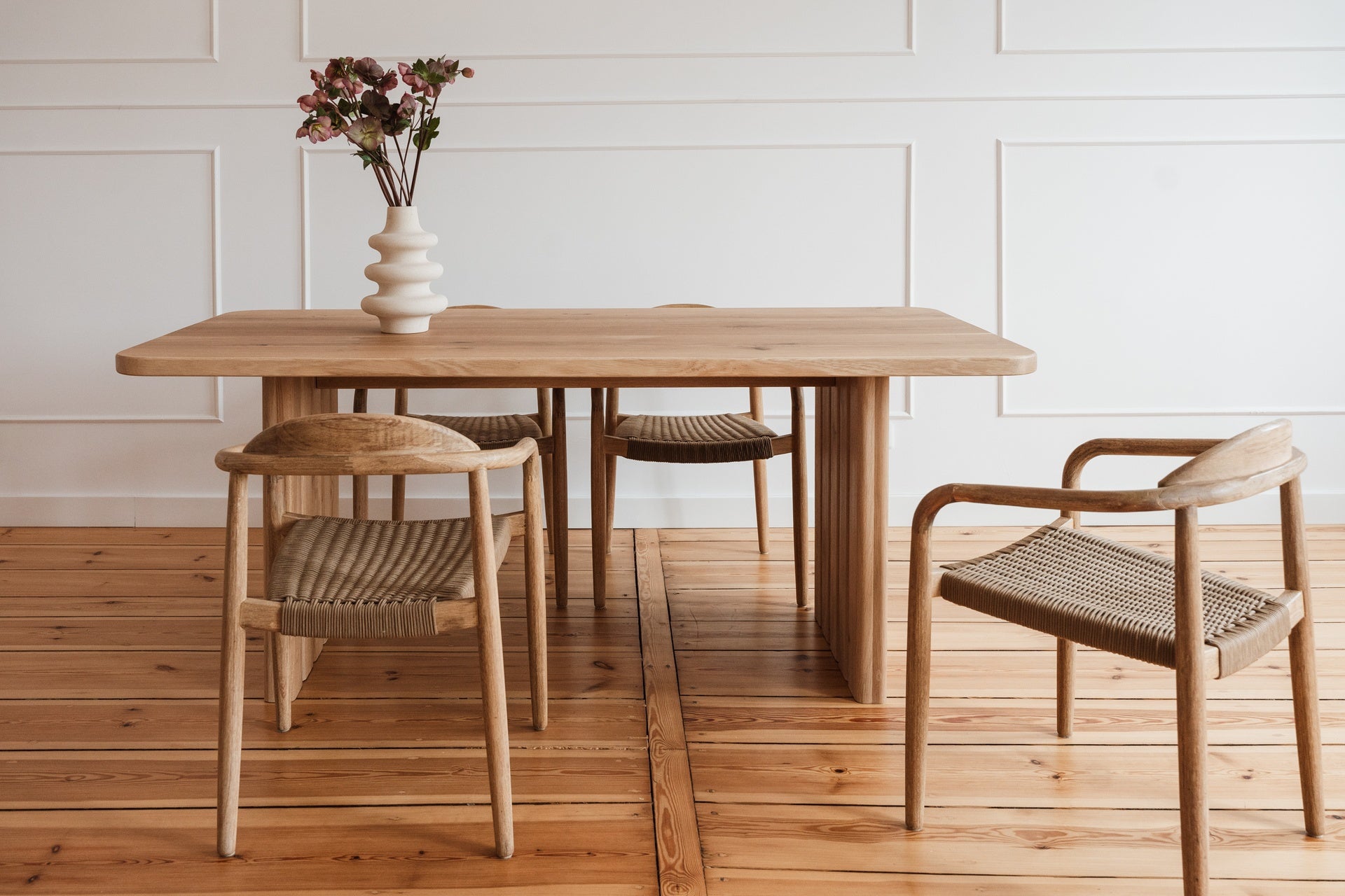 Eikenhouten tafel LEON
