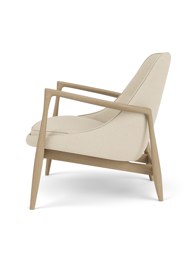 ELIZABETH armchair in beige with an oak base