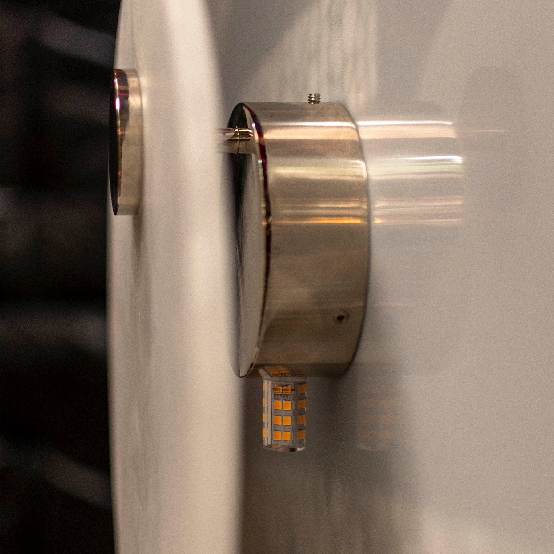 Alabaster wandlamp EOS nikkel