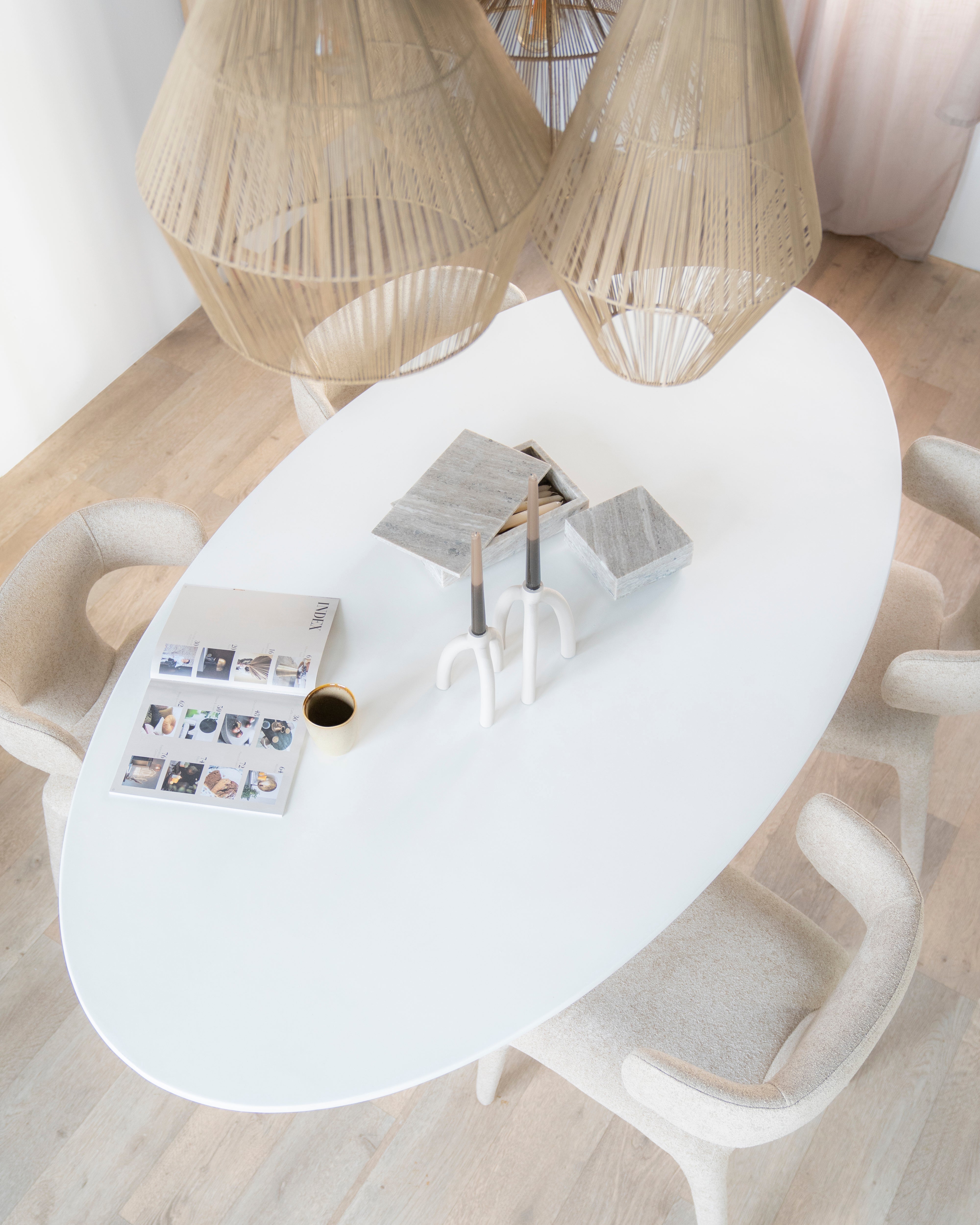 Ovale tafel ELIN wit