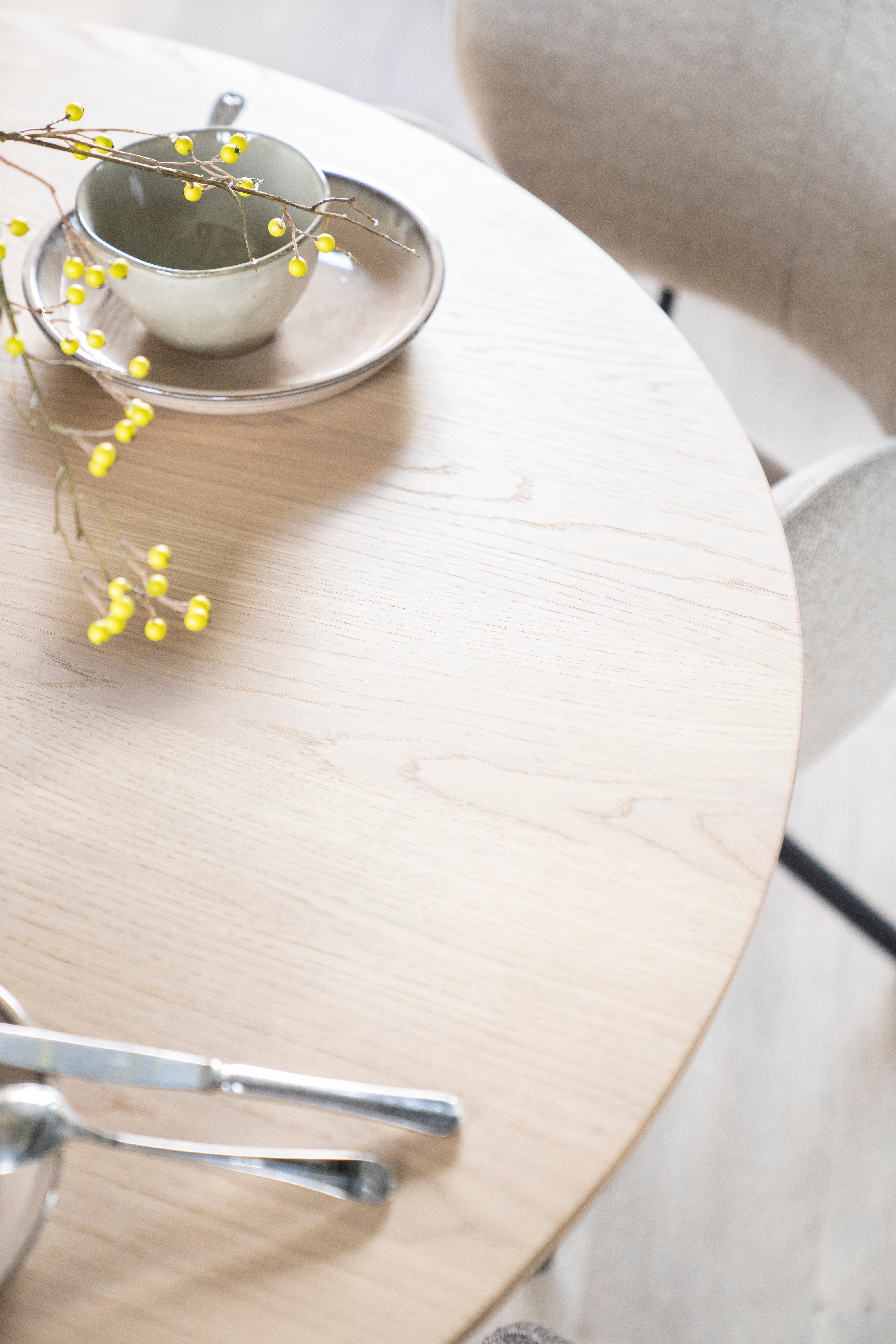 Ronde tafel NOLA eikenfineer