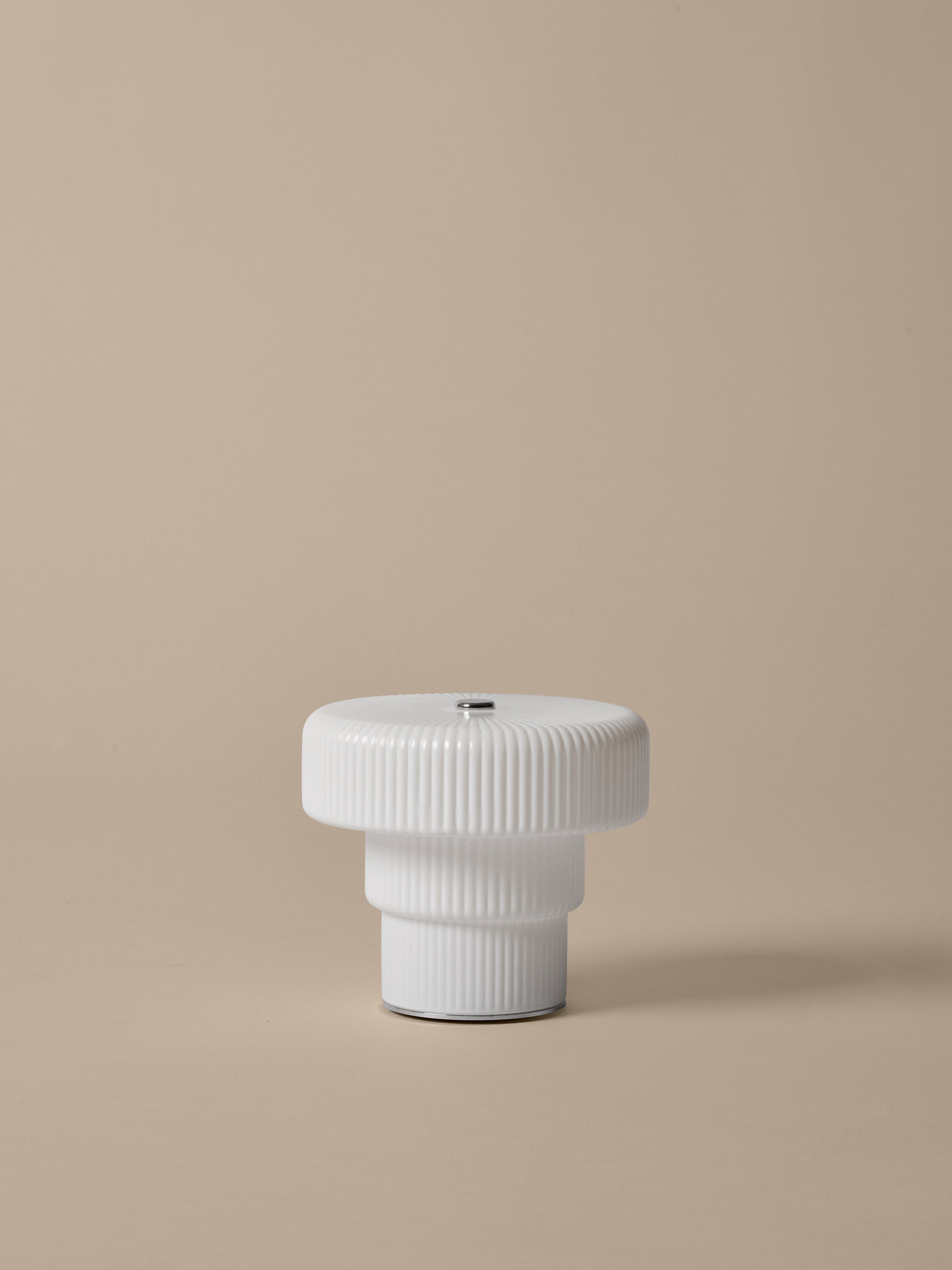 Draagbare lamp RIPPLE wit