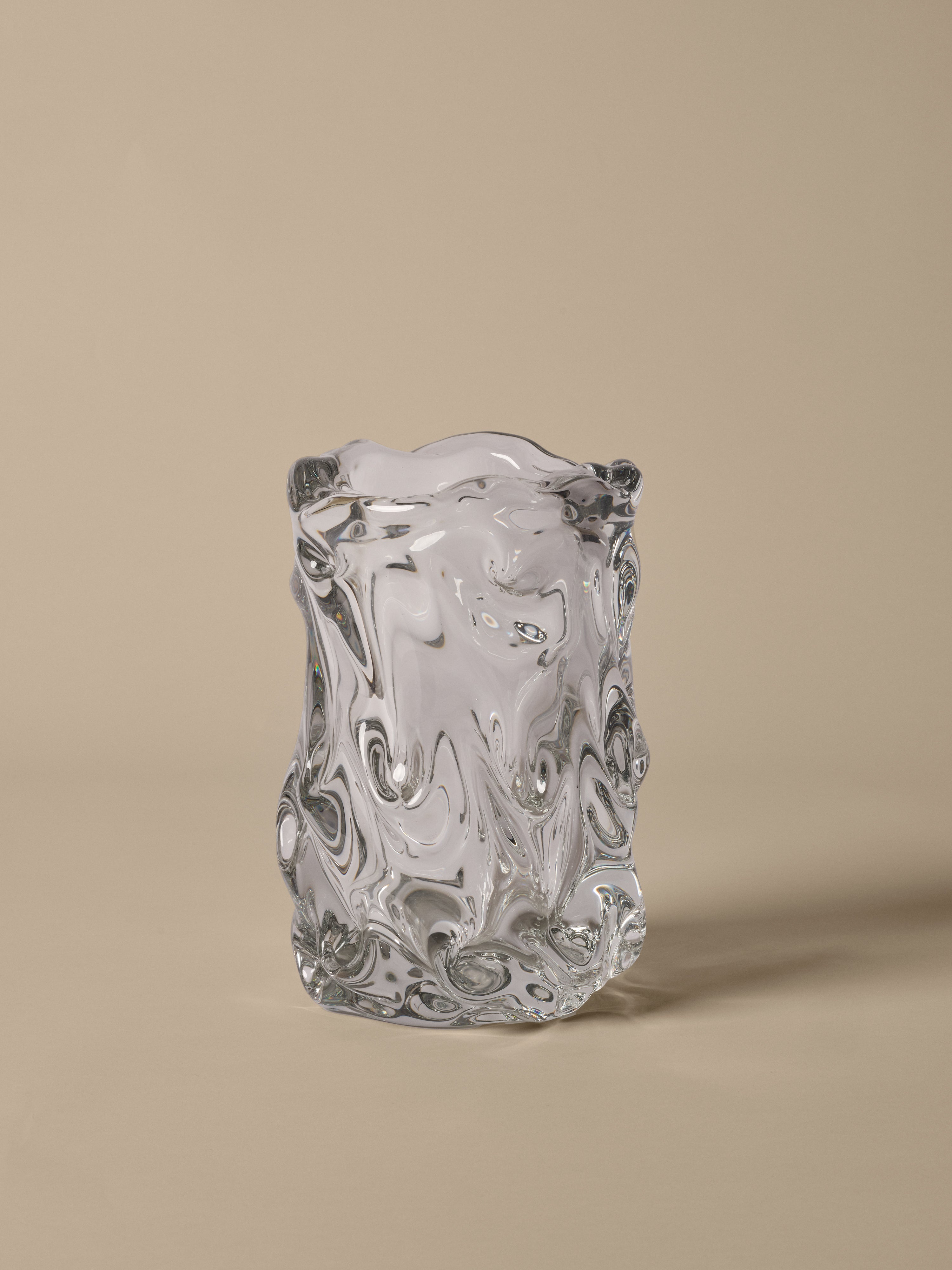 VIRELLE Vase aus mundgeblasenem Glas