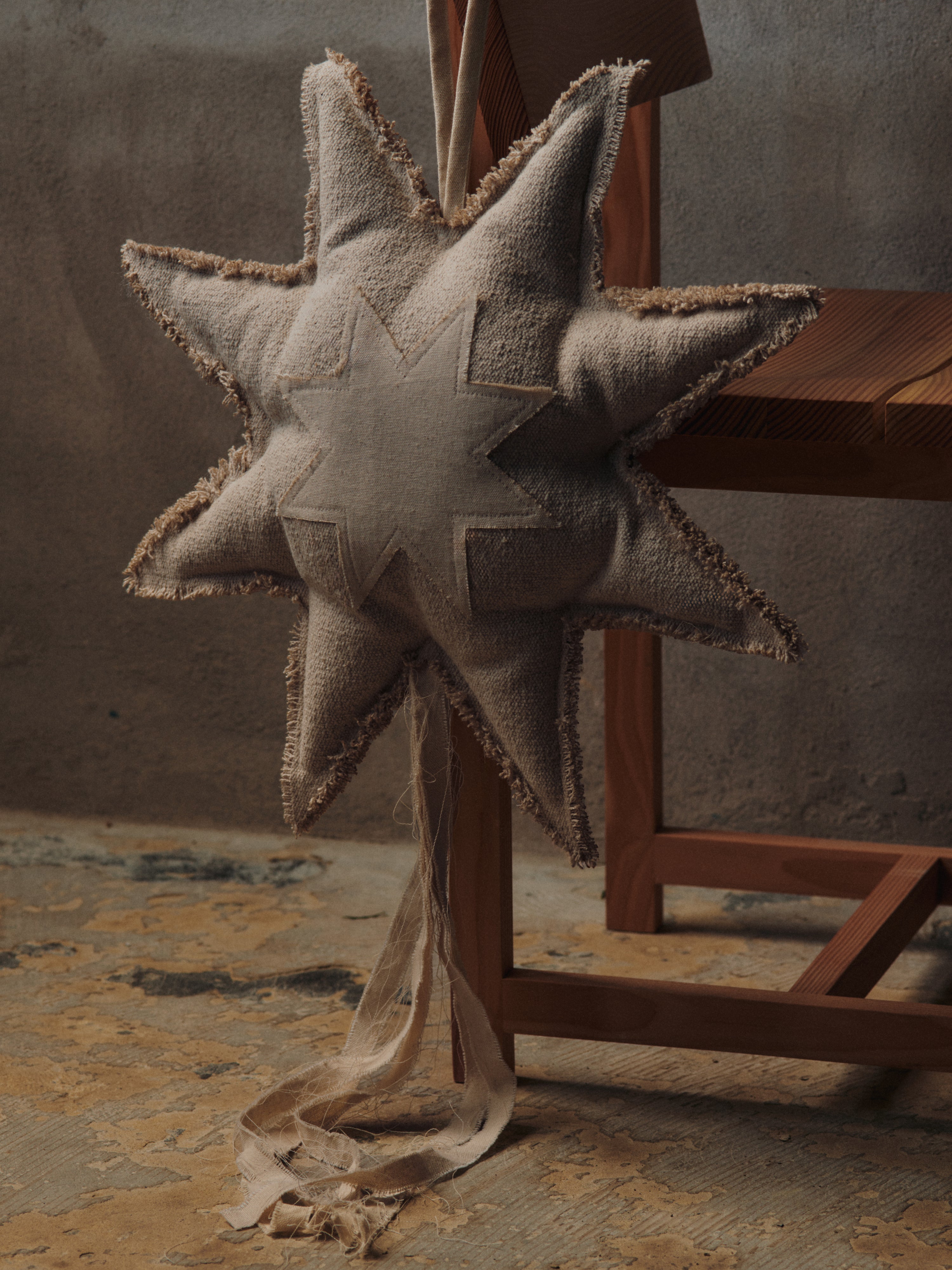 VELA Cotton Window Christmas Decoration