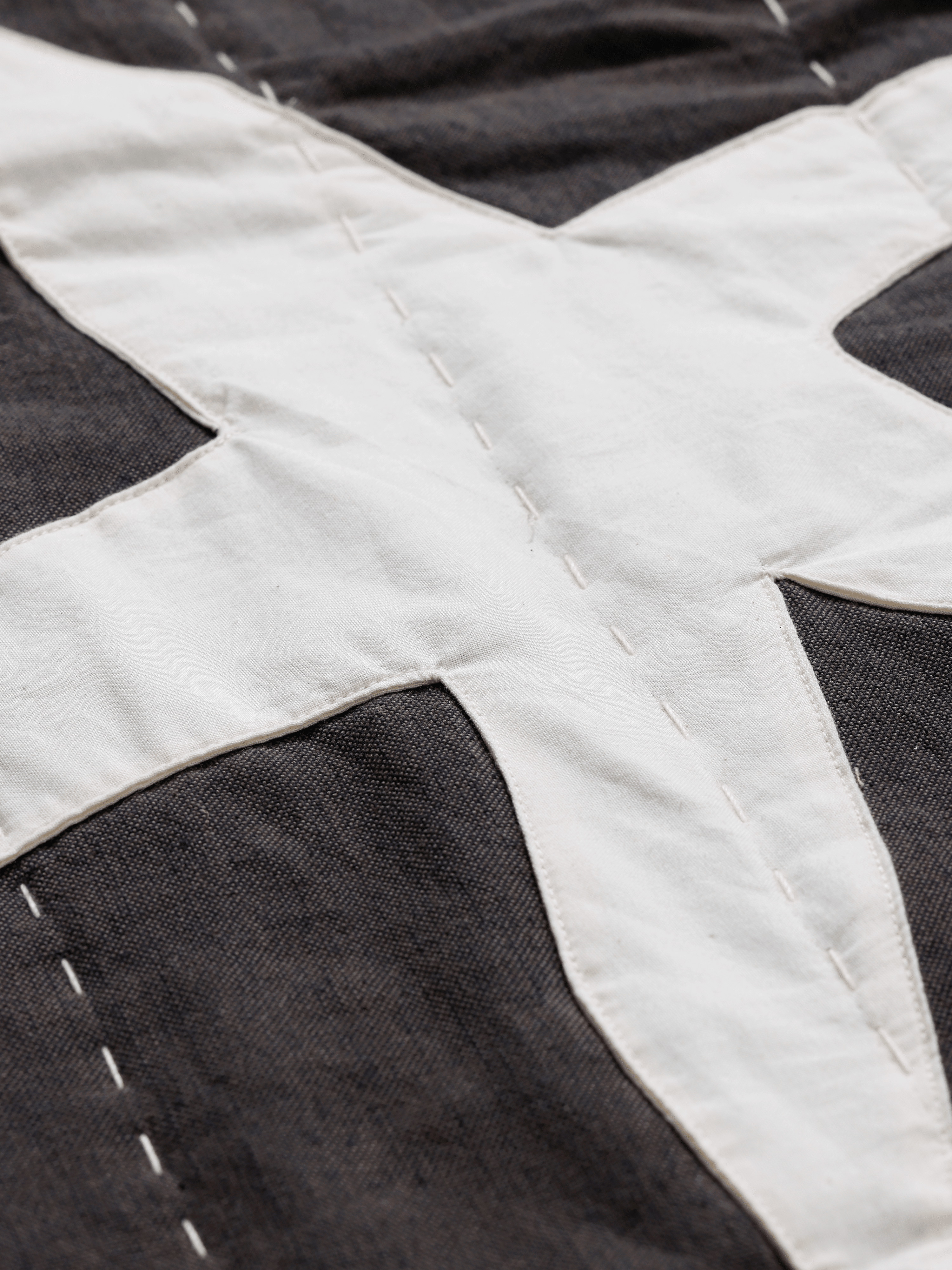 Gequiltde plaid KOVE APPLIQUÉ antraciet