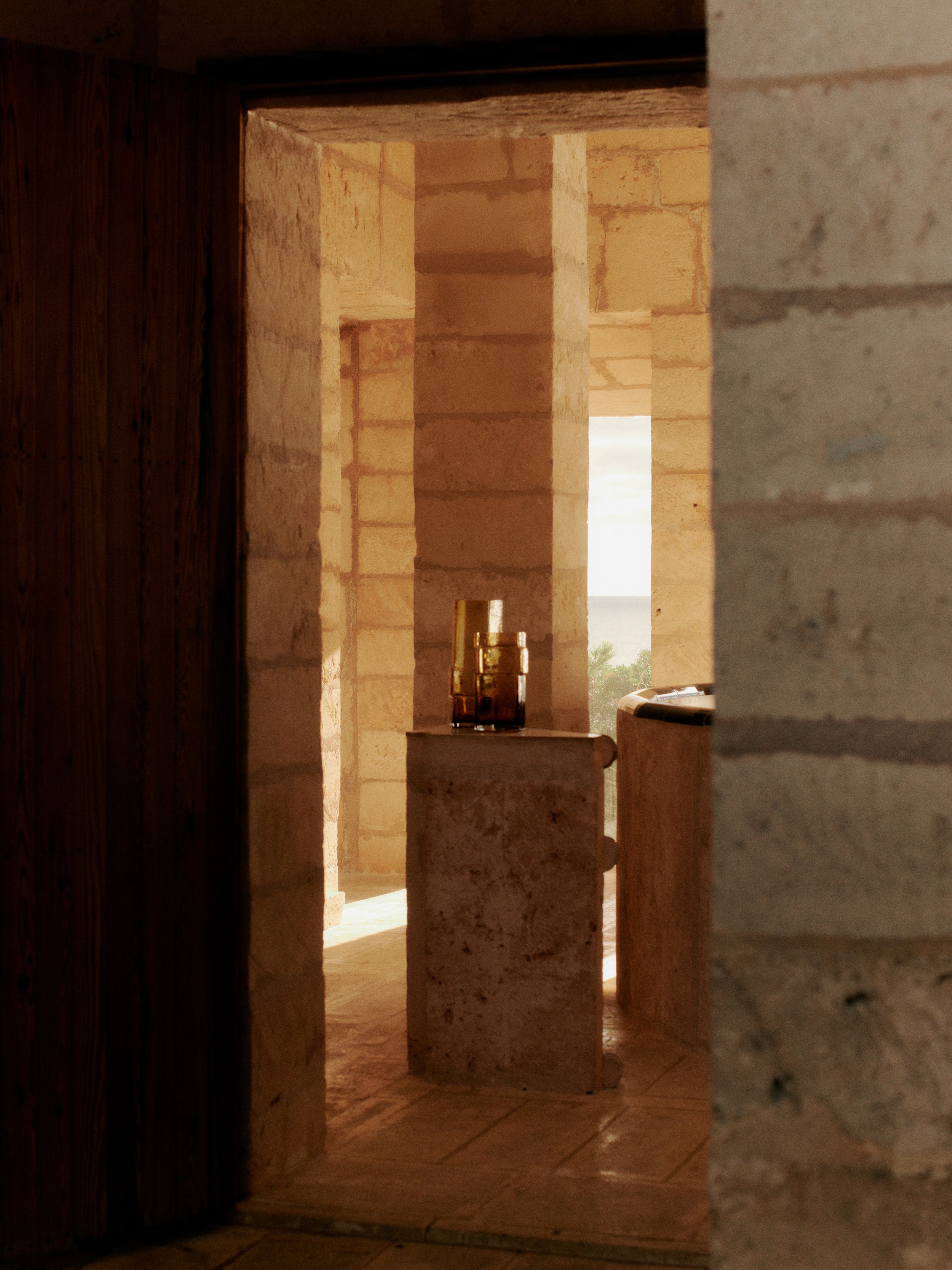 Vaas MURO TALL amberkleurig glas