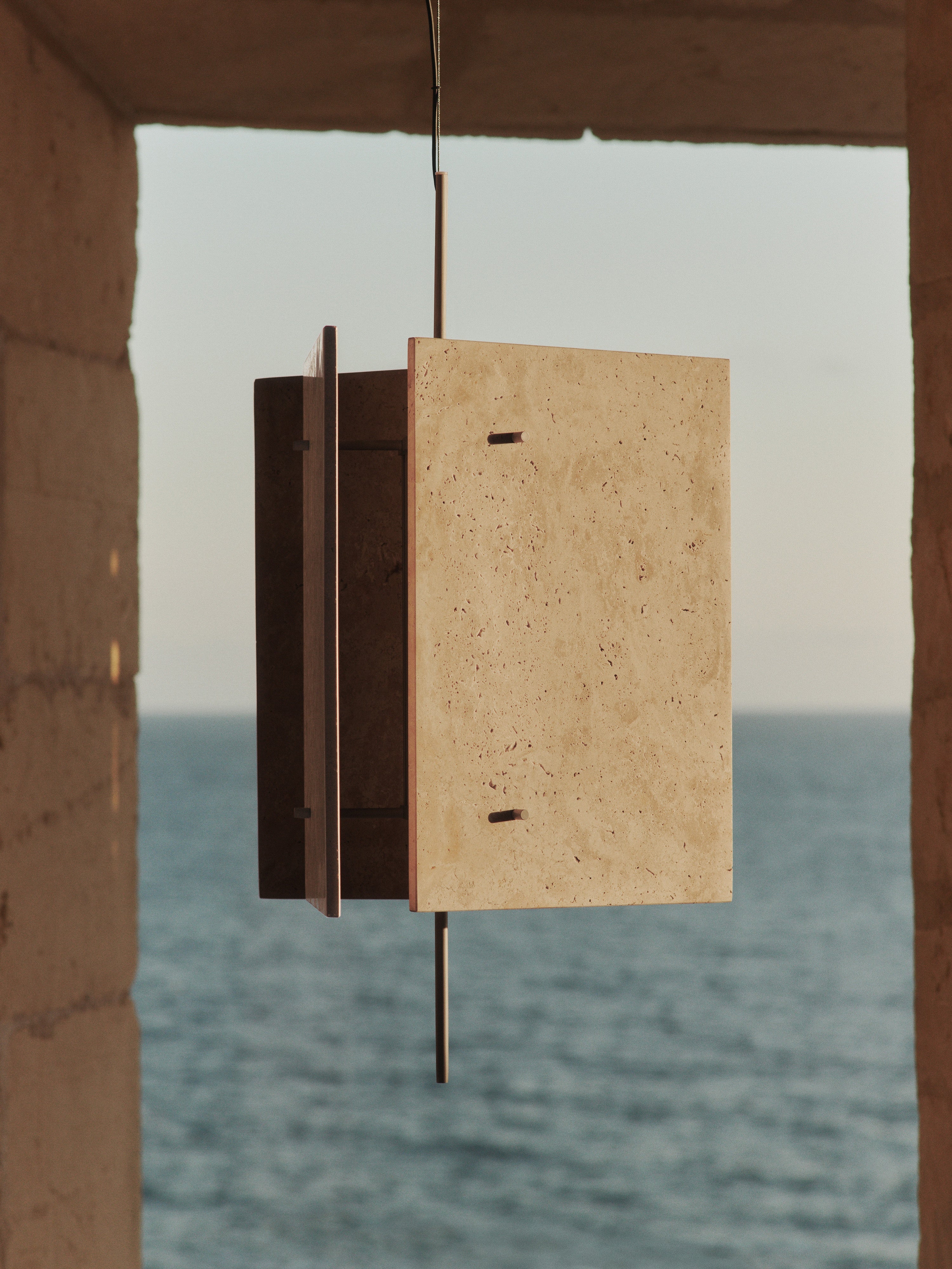 Hanglamp OESTE travertijn