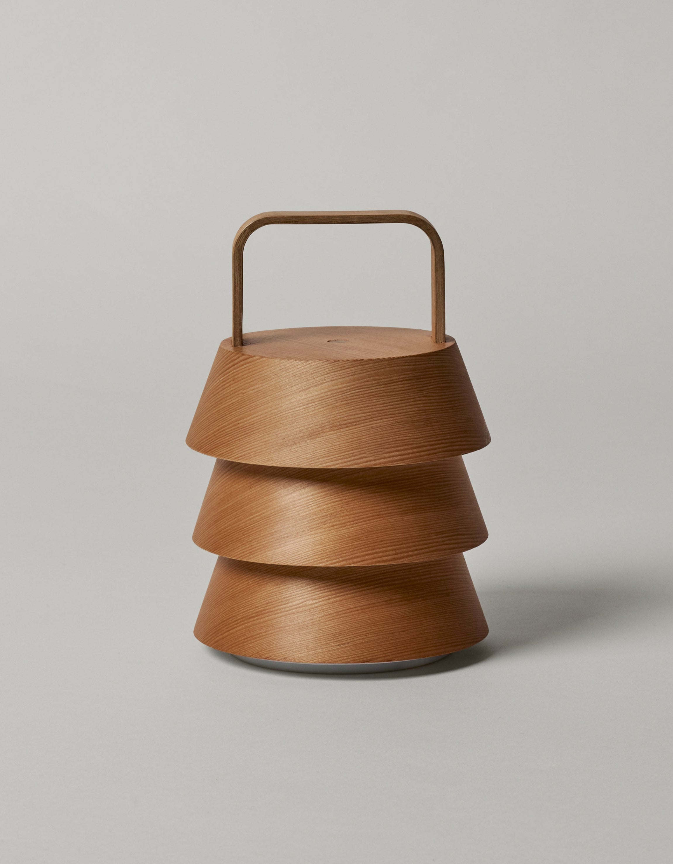 Draagbare buiten tafellamp LUVER lite van douglas hout