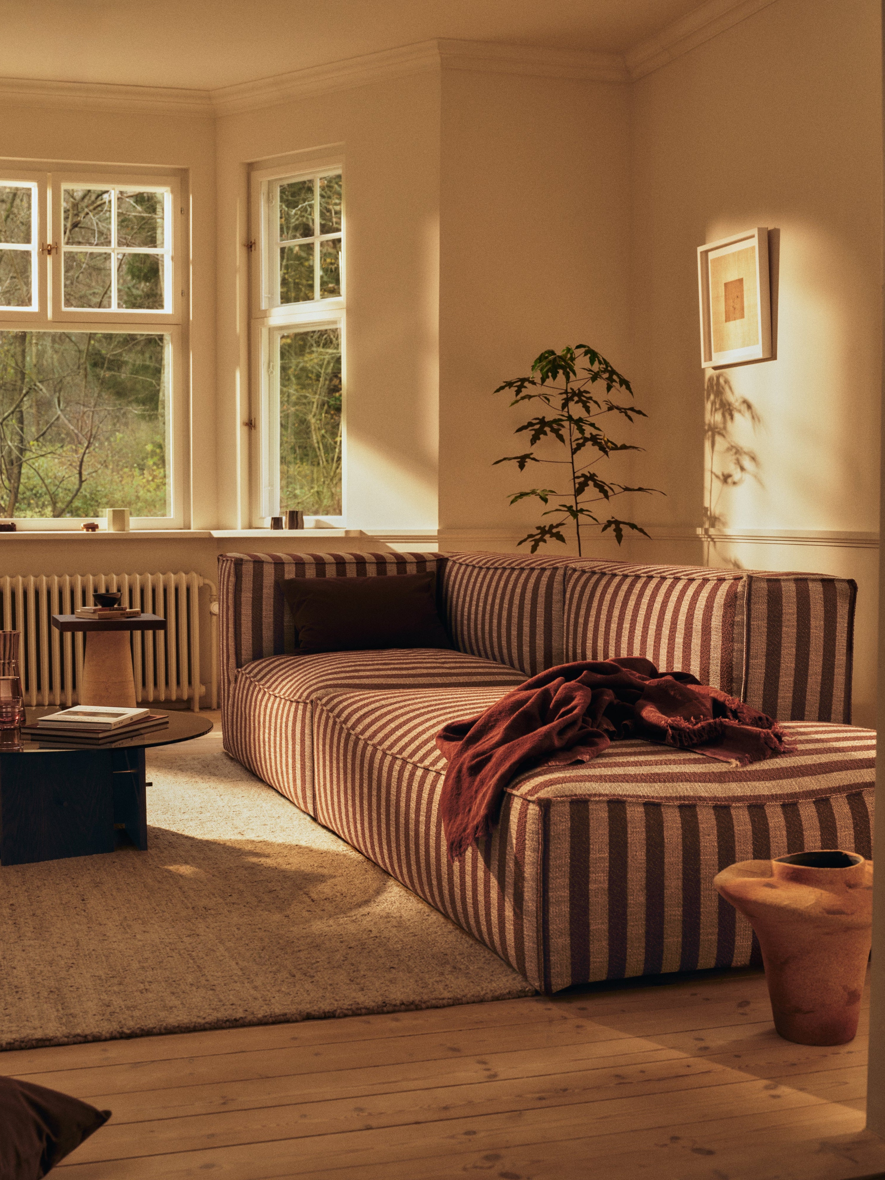 Modulares Sofa CATENA Louisiana - offenes Endelement rechts schwarz mit sandfarbenem Bezug