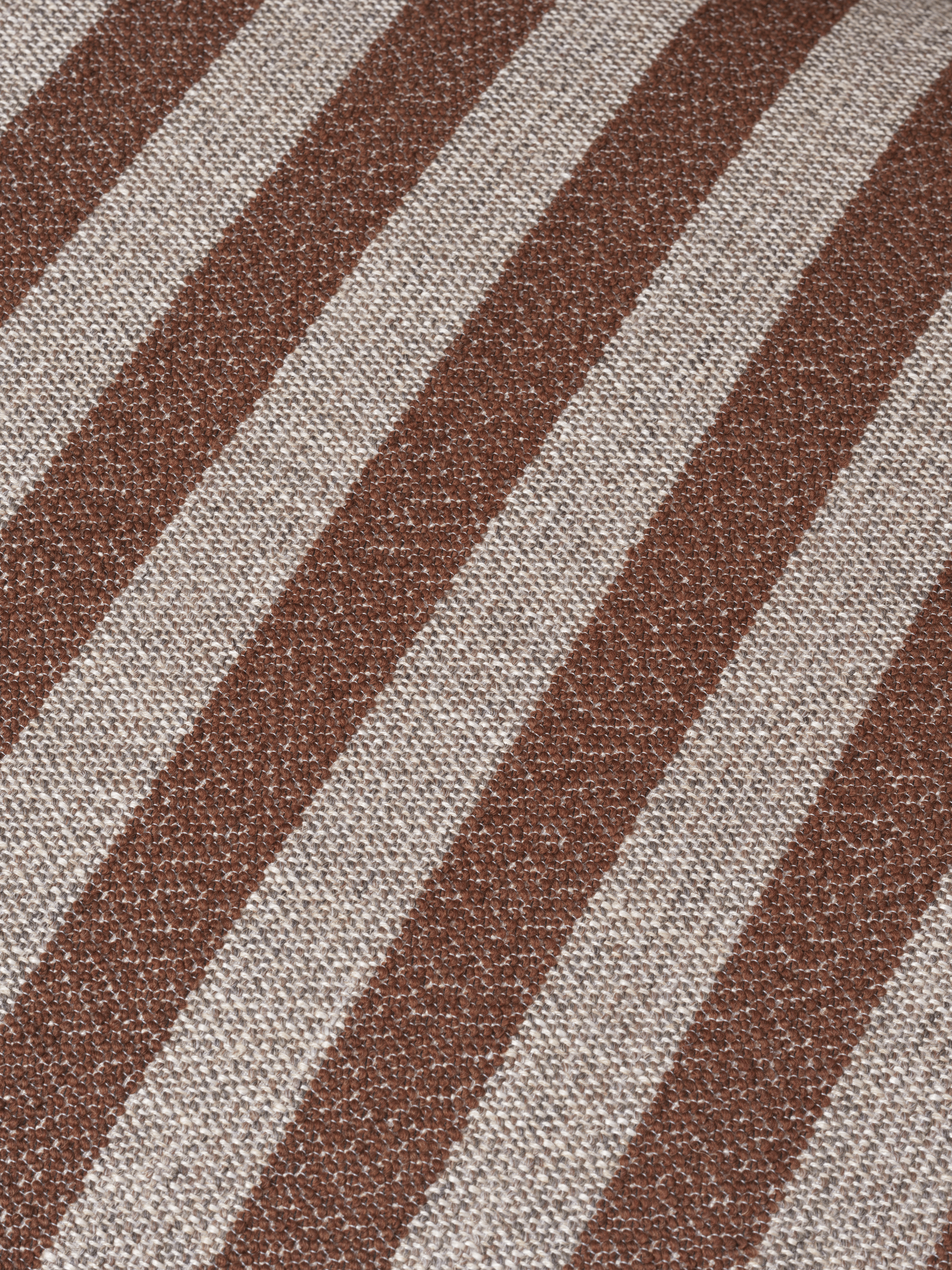 Bürostuhl mit Armlehnen und Rollenbasis RICO CASTORS Louisiana schokoladenbraun mit Marker