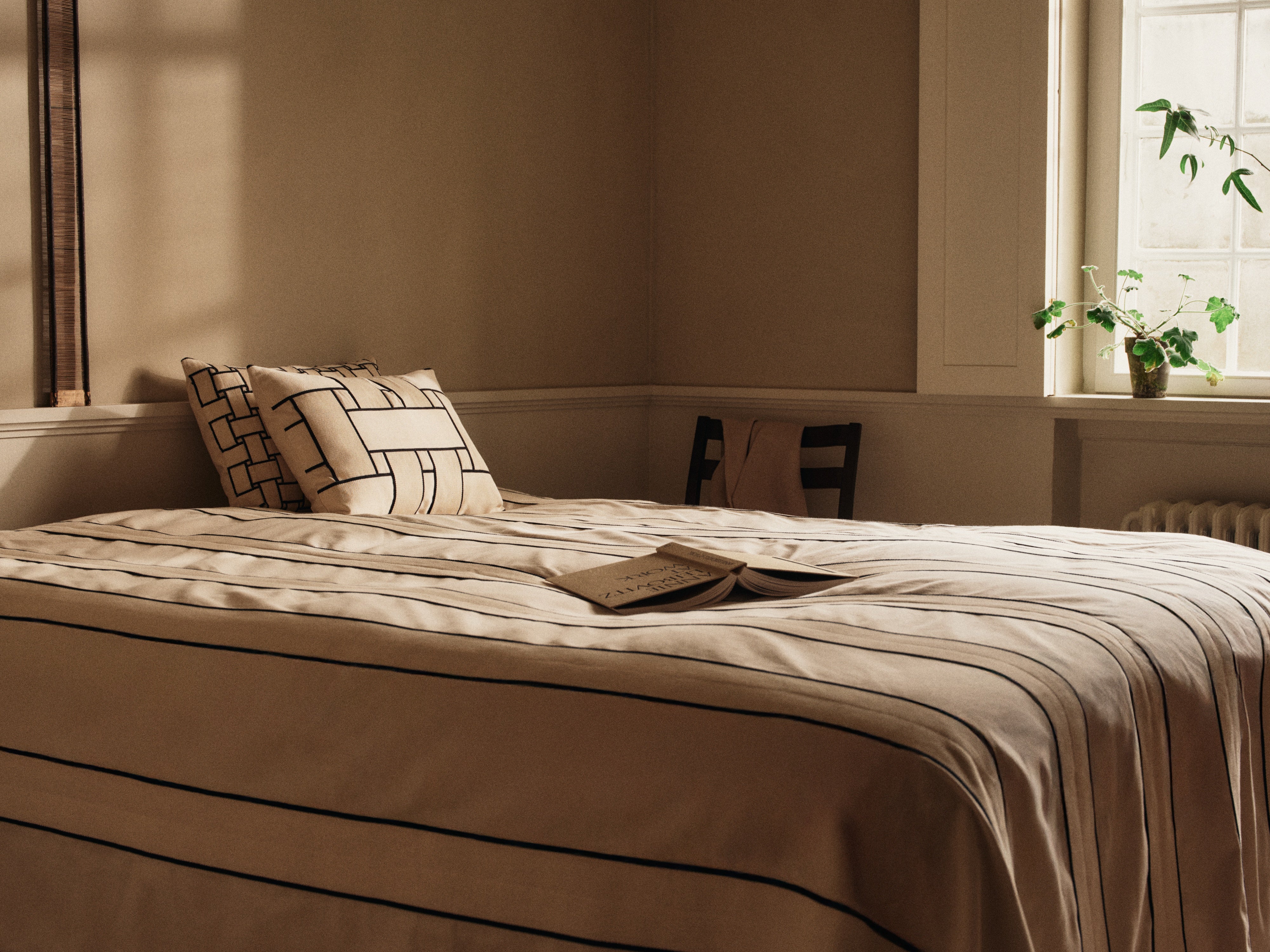 Dekbedovertrek TWILL beige met zwart