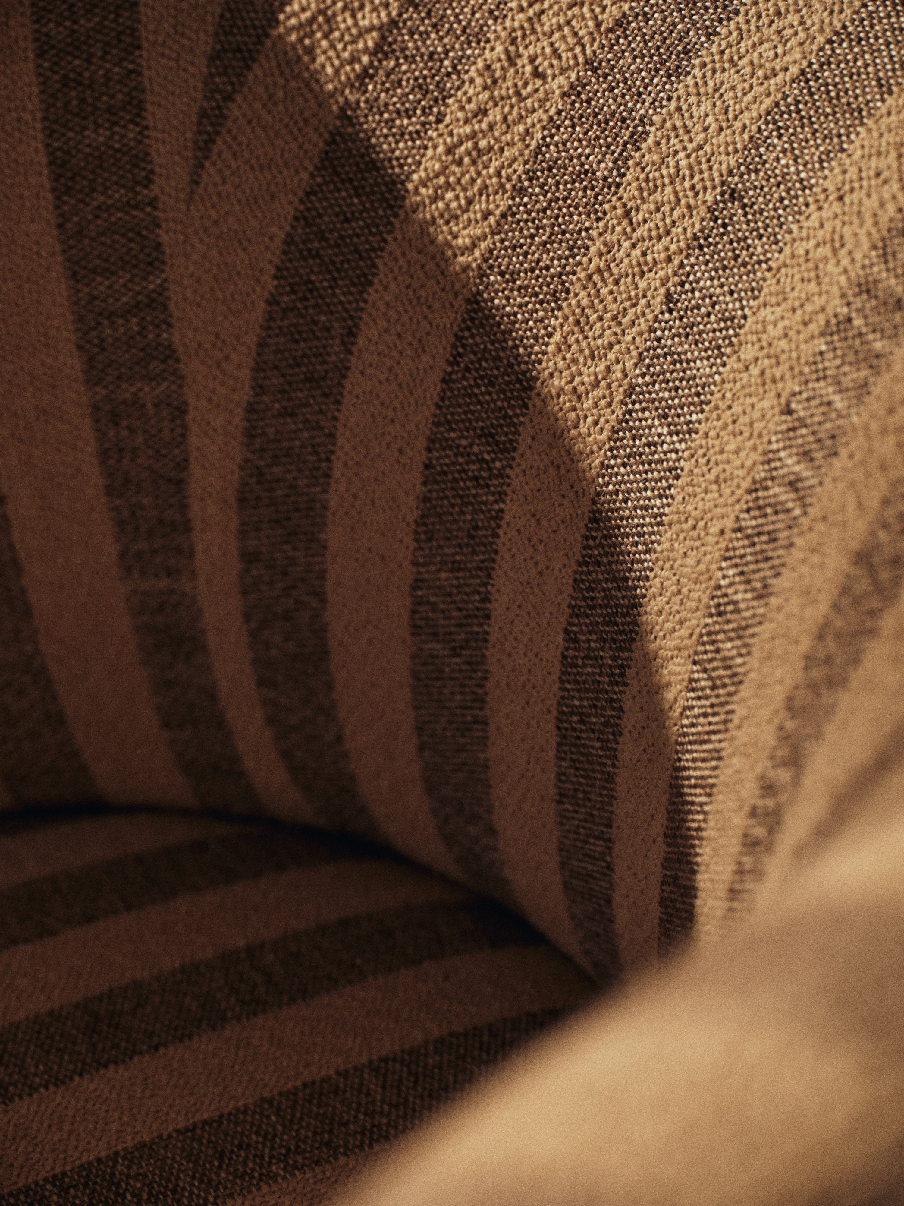 RICO LOUNGE Swivel Armchair Louisiana Sand with Broken White