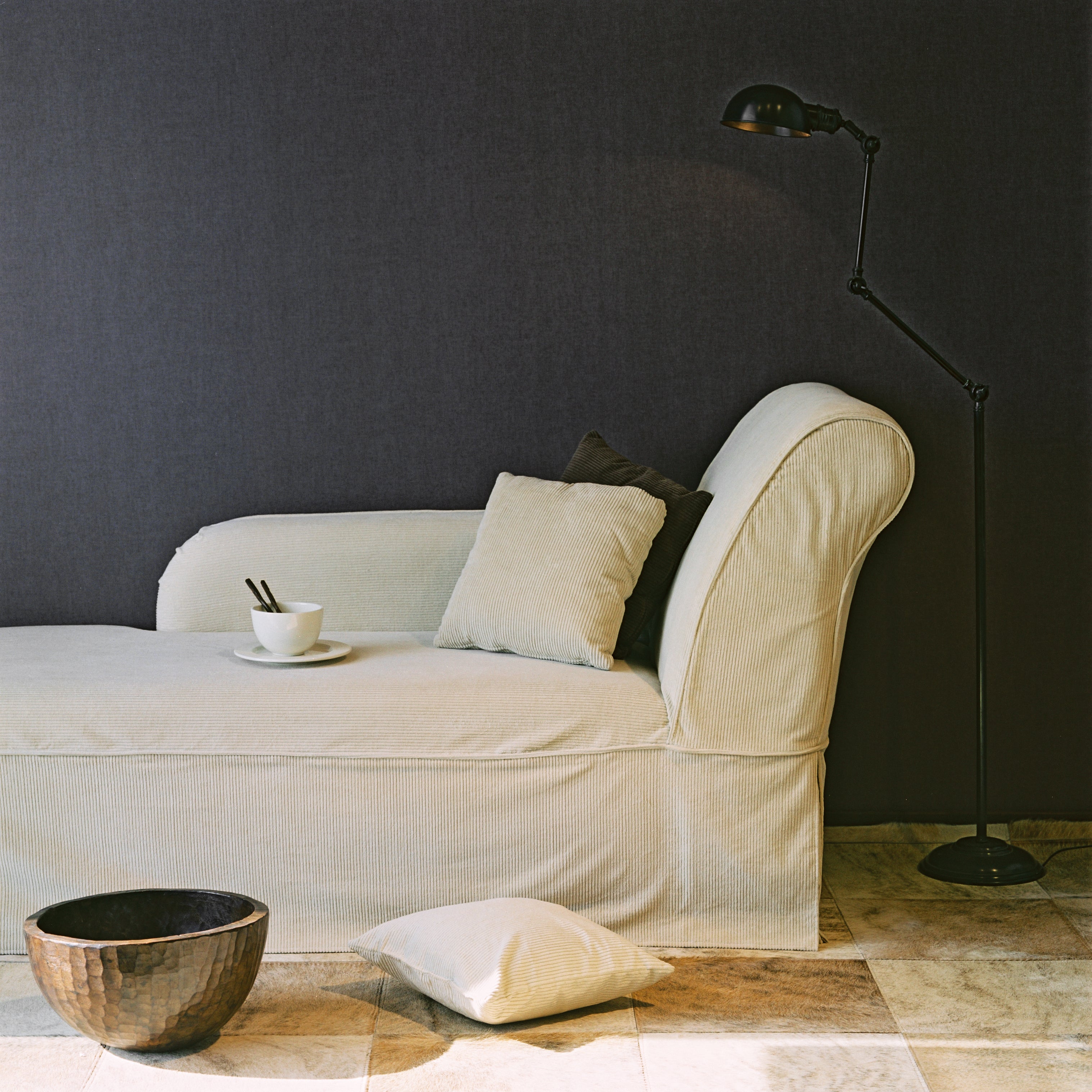 Structural wallpaper resembling canvas LIN sand