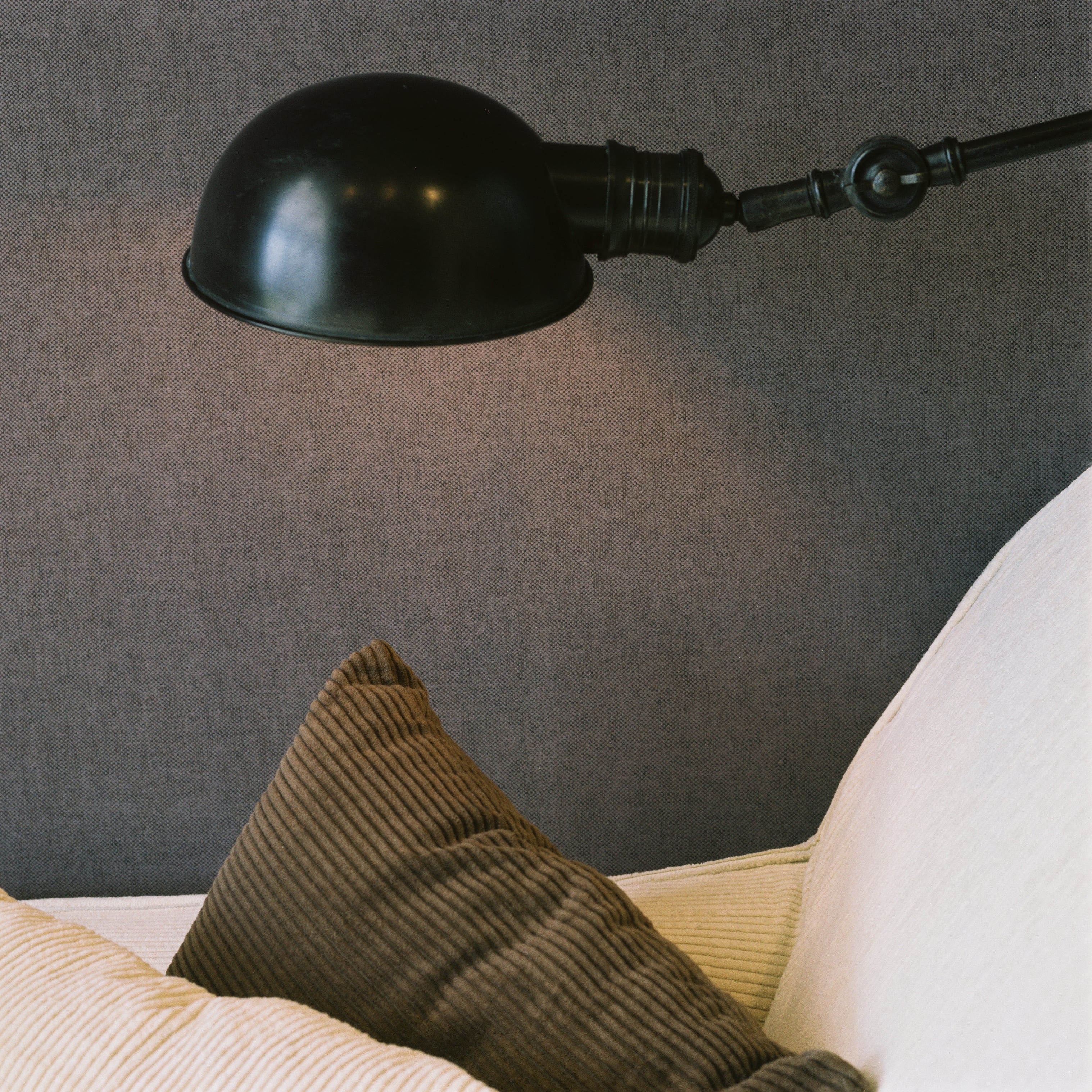 Structural wallpaper resembling canvas LIN sand