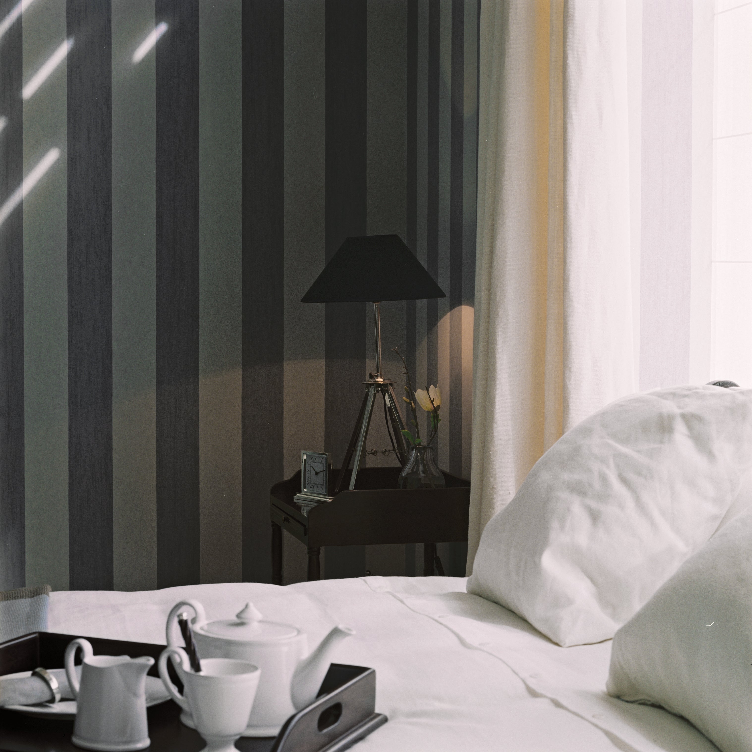 Structural wallpaper imitating canvas with a striped pattern STRIPE brown