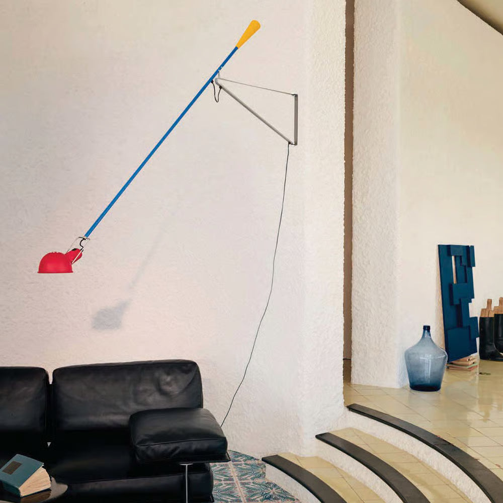 Wandleuchte mit Arm 265 CHROMATICA rot mit blau und gelb