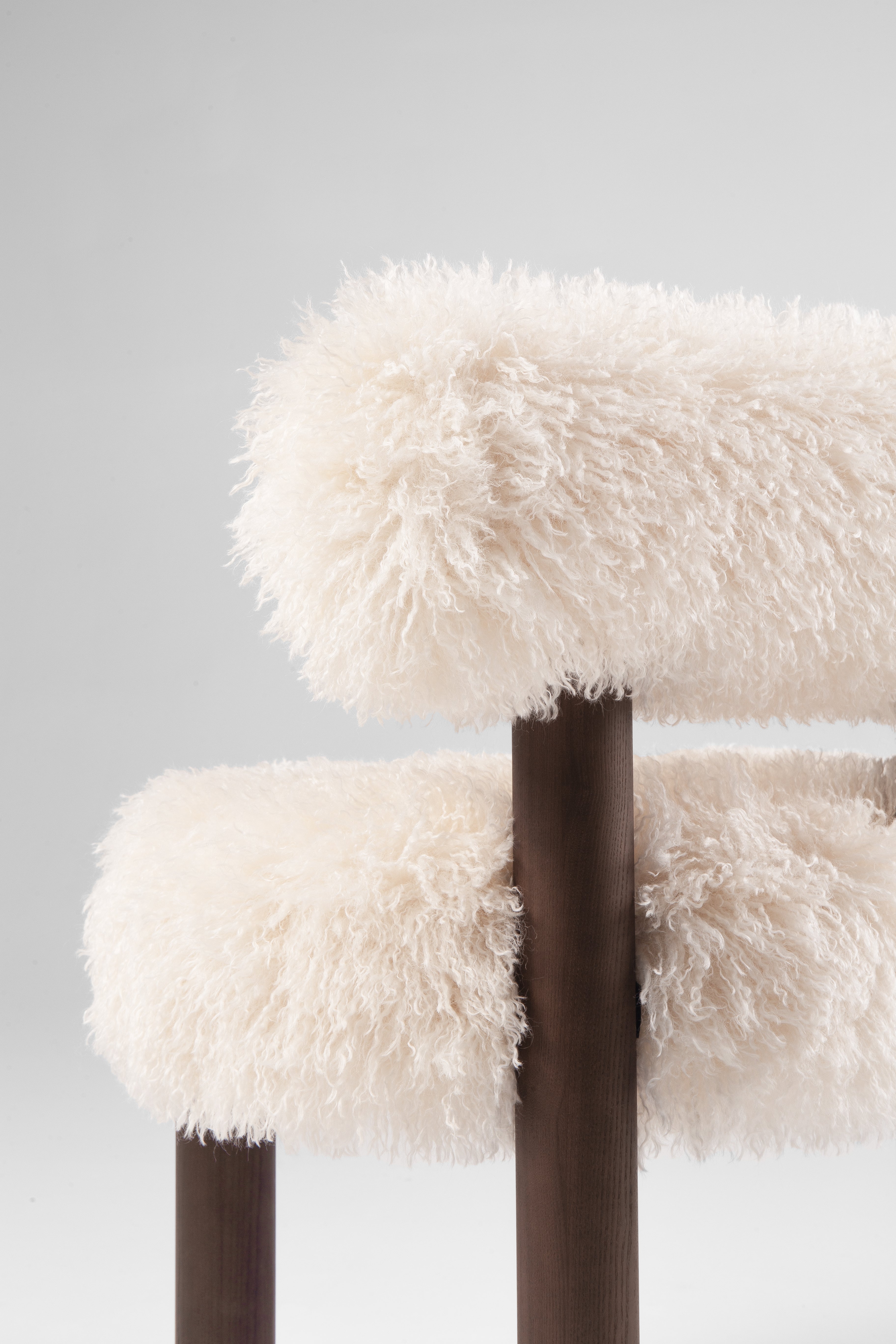 Stuhl GROPIUS CS2 - FLUFFY EDITION Kunstfell