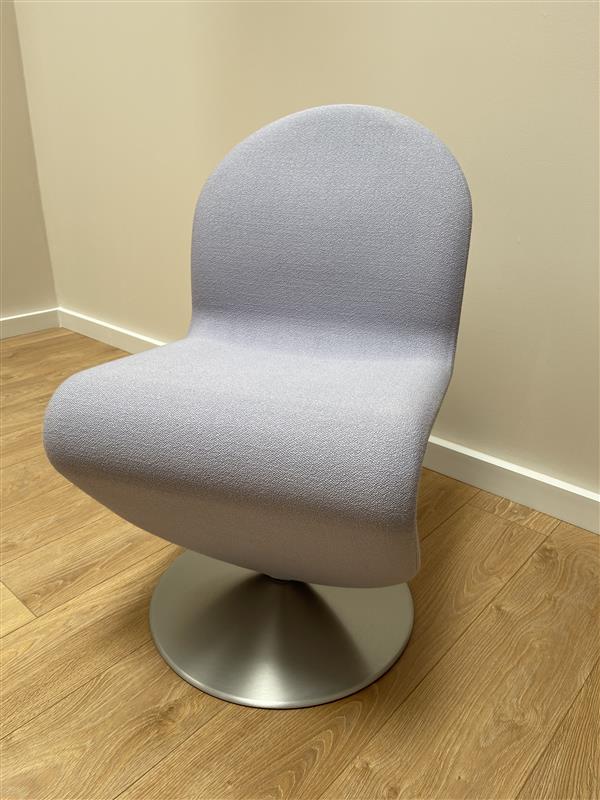 SYSTEM 1-2-3 LOUNGE STANDARD armchair light blue - display model