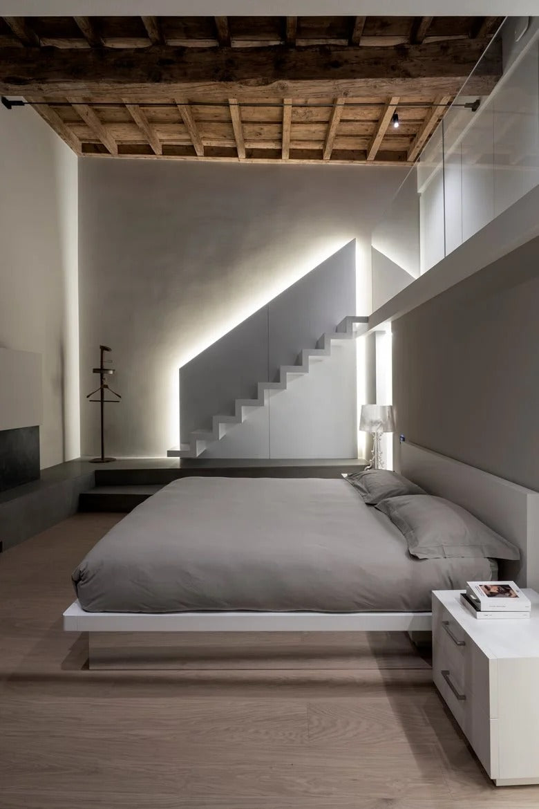 Kapstok GALAN M notenhout met bruine marmer en grafietafwerking