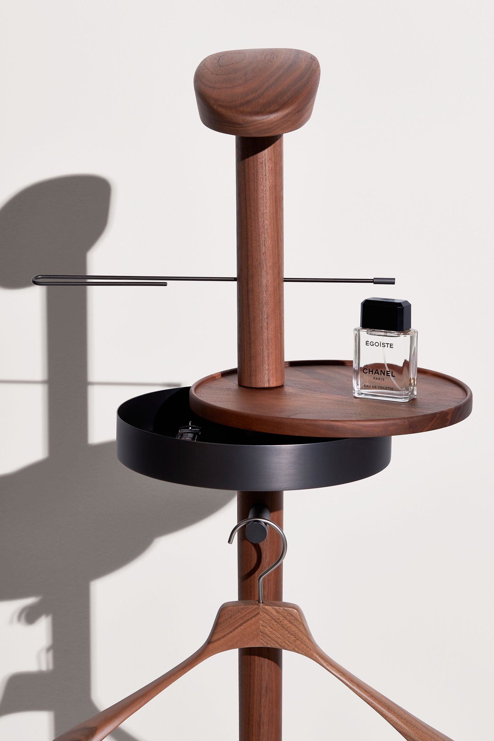 Kapstok GALAN M notenhout met bruine marmer en grafietafwerking